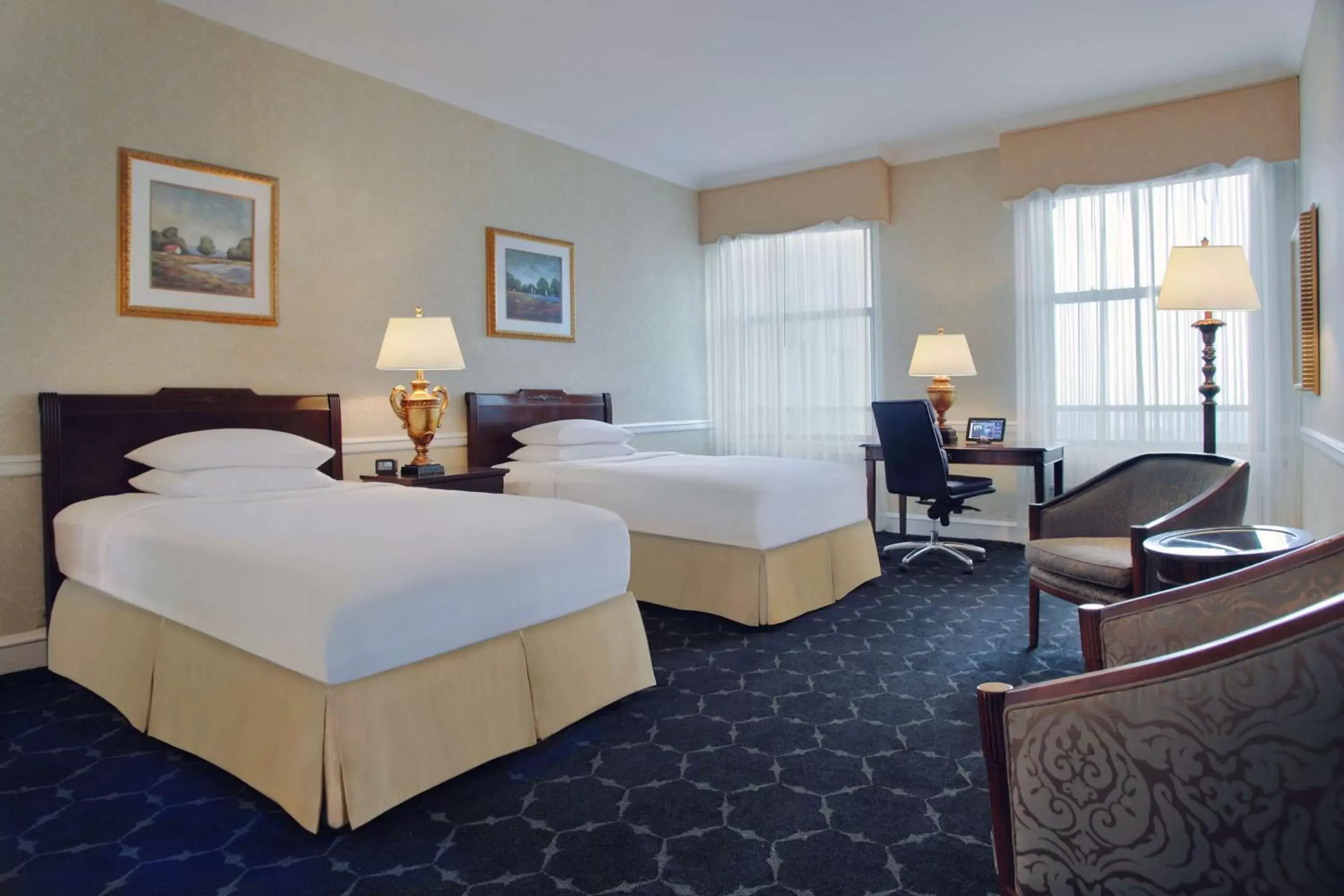 Twin Room with Two Twin Beds in The Drake Hotel Twin Room with Two Twin Beds in The Drake Hotel