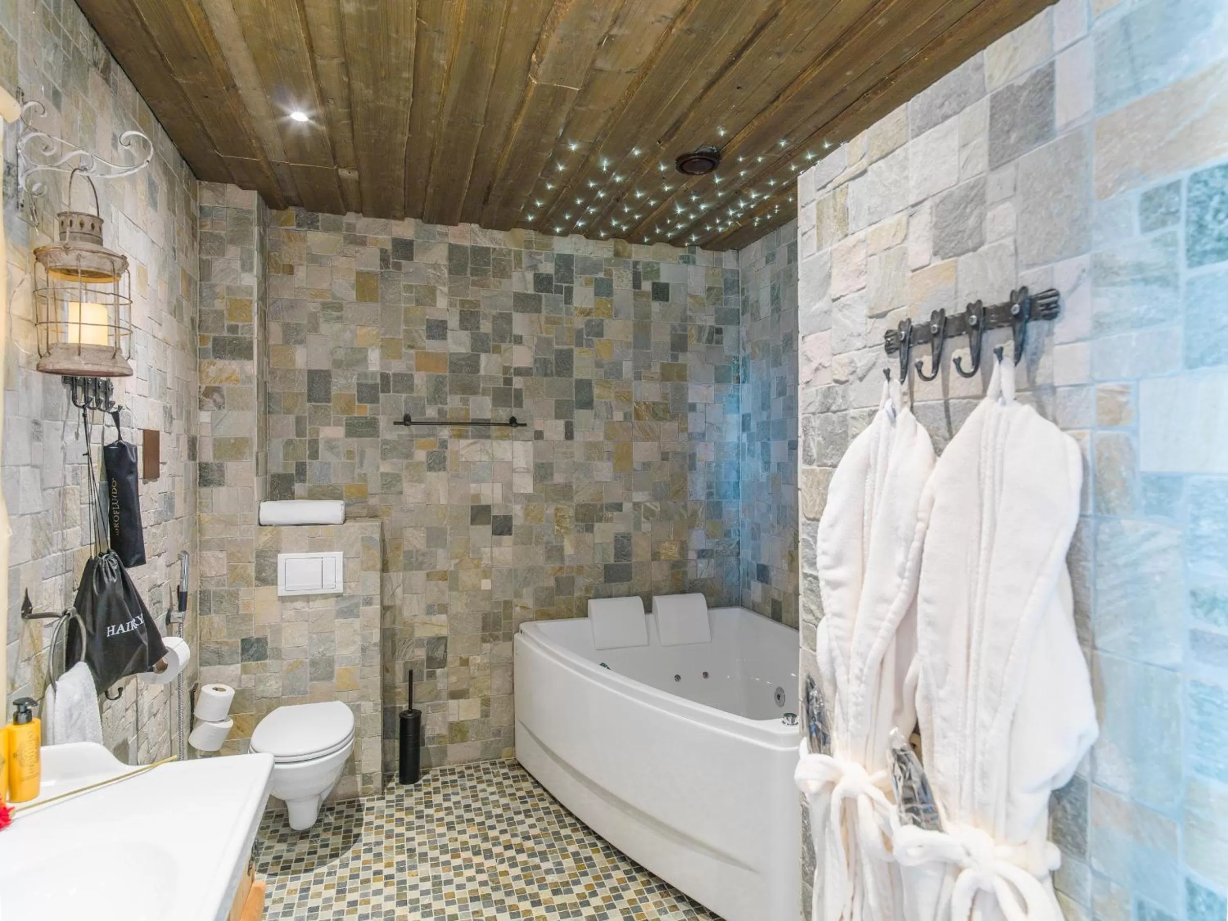 Bathroom in Hotel & Spa Resort Järvisydän