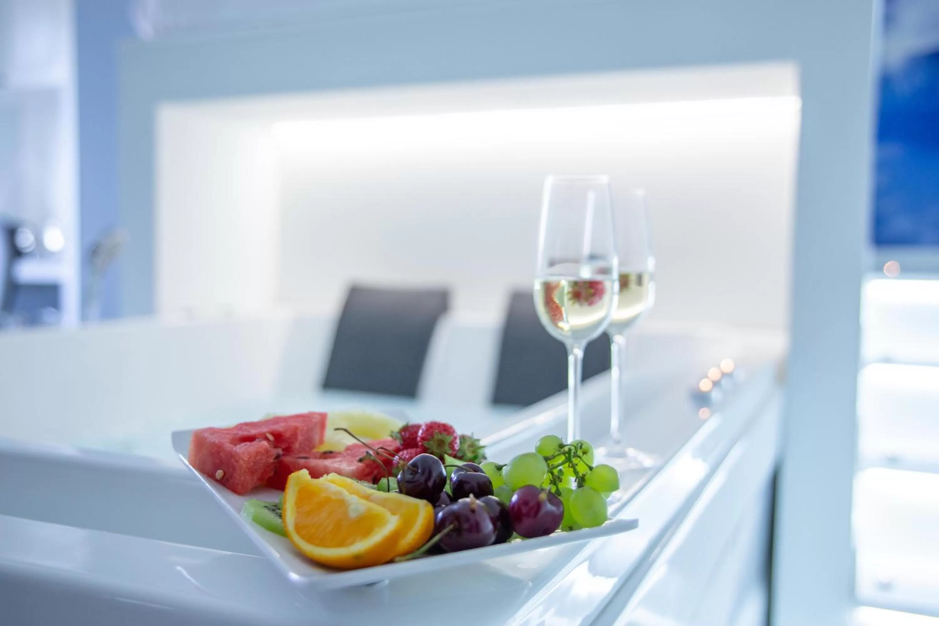 Food and drinks in Love Suite Roma - Il Nido d'Amore