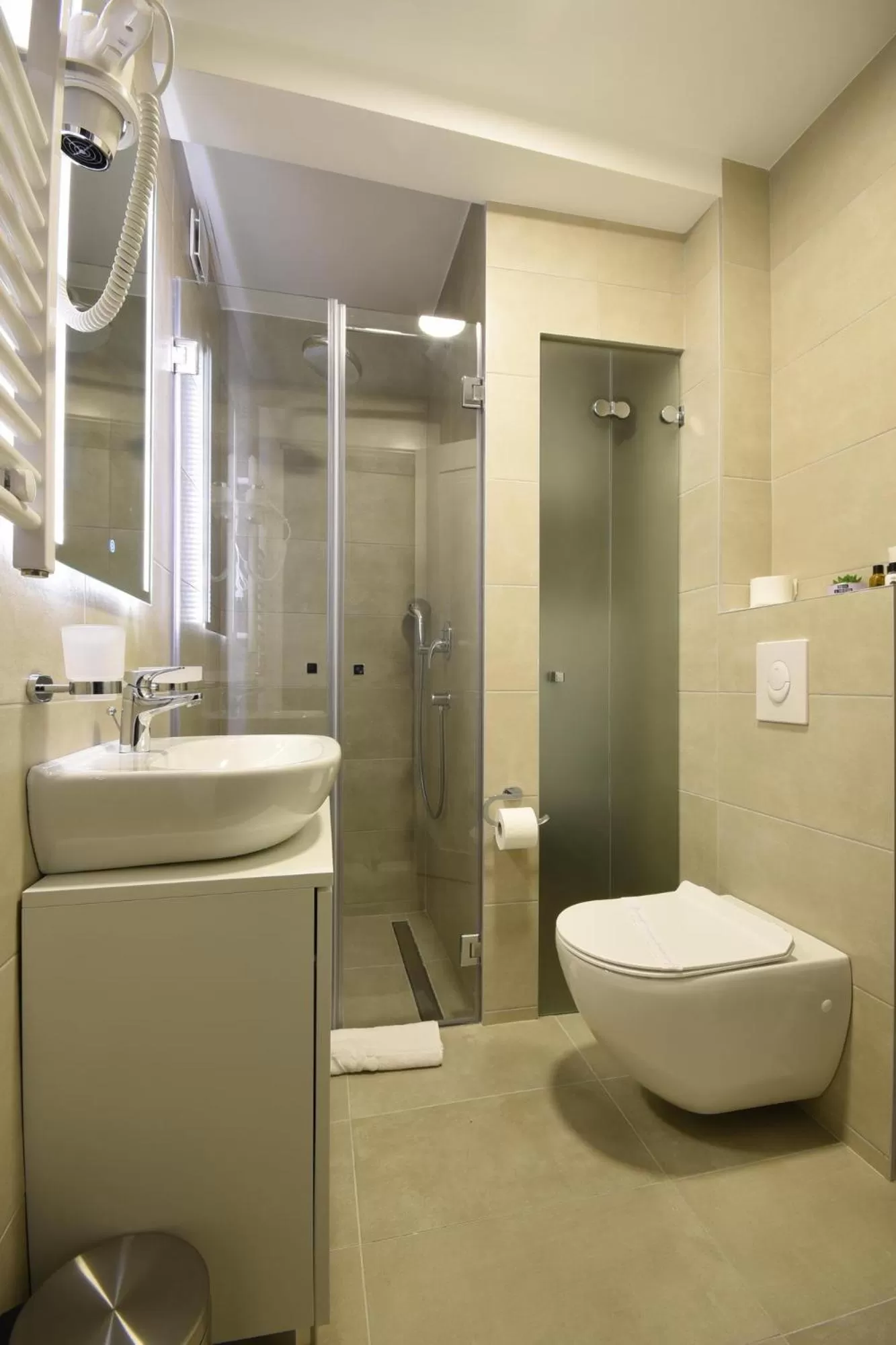 Bathroom in Hotel LoRa