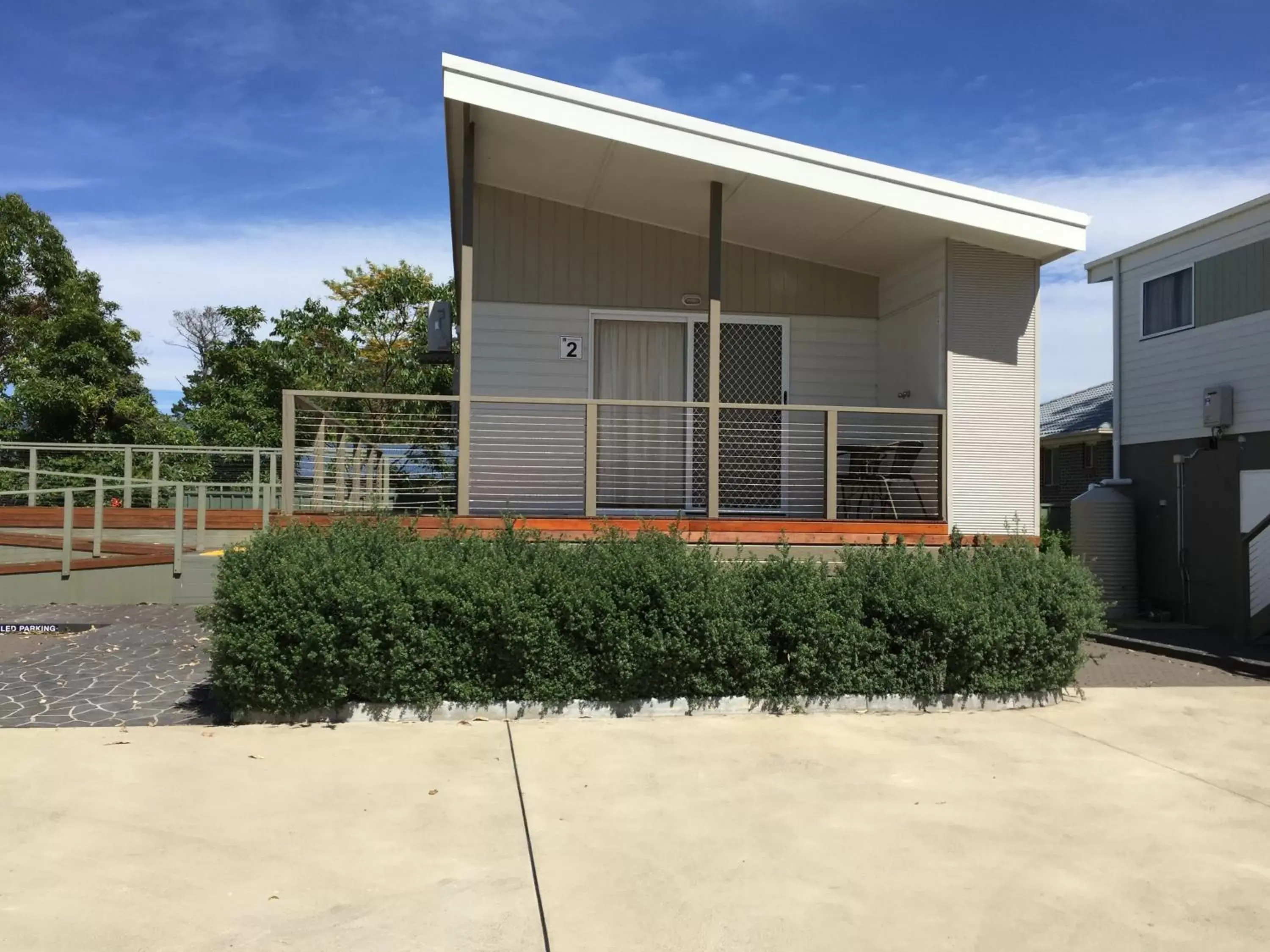 Two-Bedroom Cabin - 1-2 - Disabled Access in Peace Resorts - Jervis Bay Holiday Cabins in Sussex Inlet Two-Bedroom Cabin - 1-2 - Disabled Access in Peace Resorts - Jervis Bay Holiday Cabins in Sussex Inlet