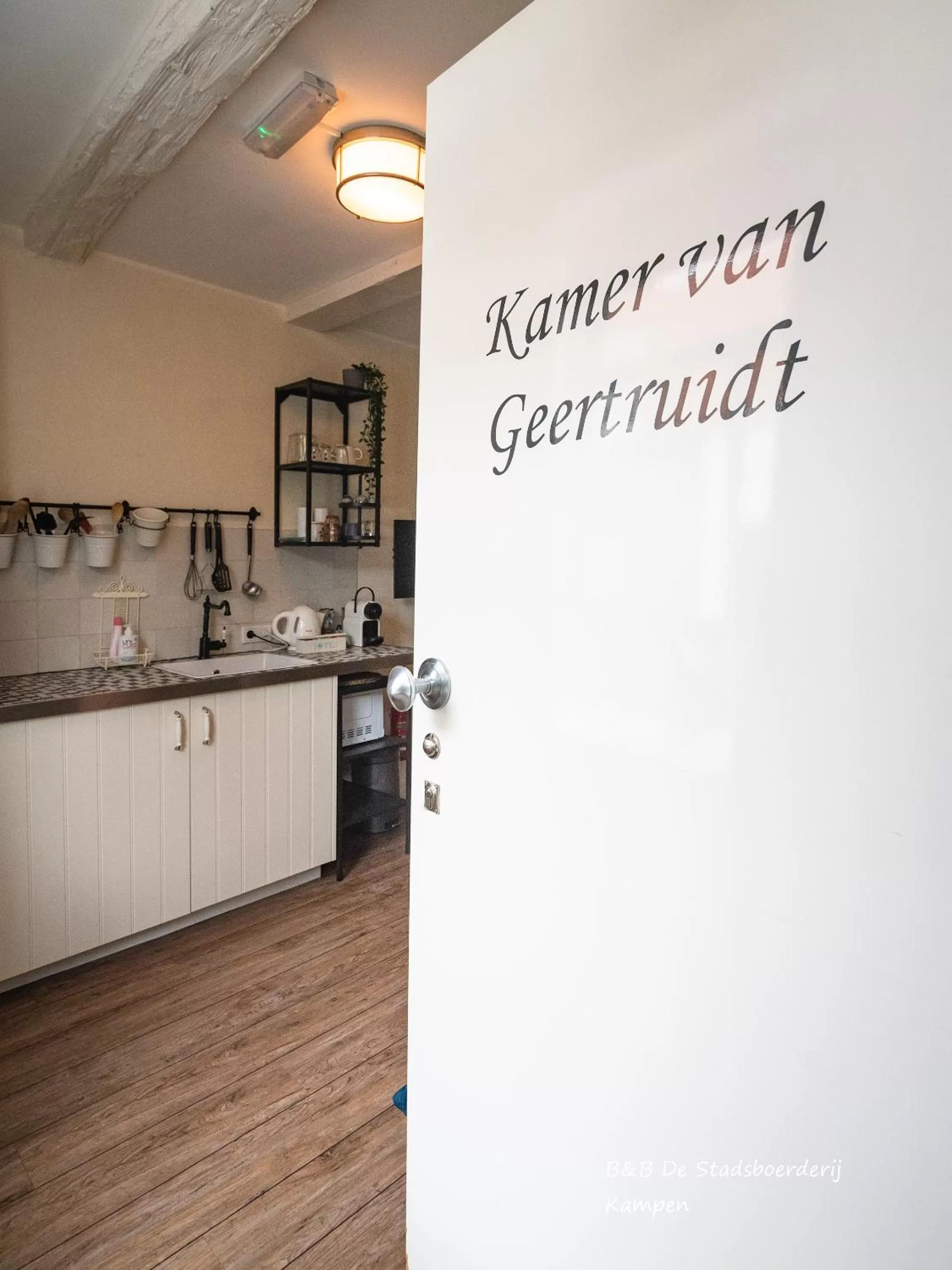 Kitchen or kitchenette in De Stadsboerderij