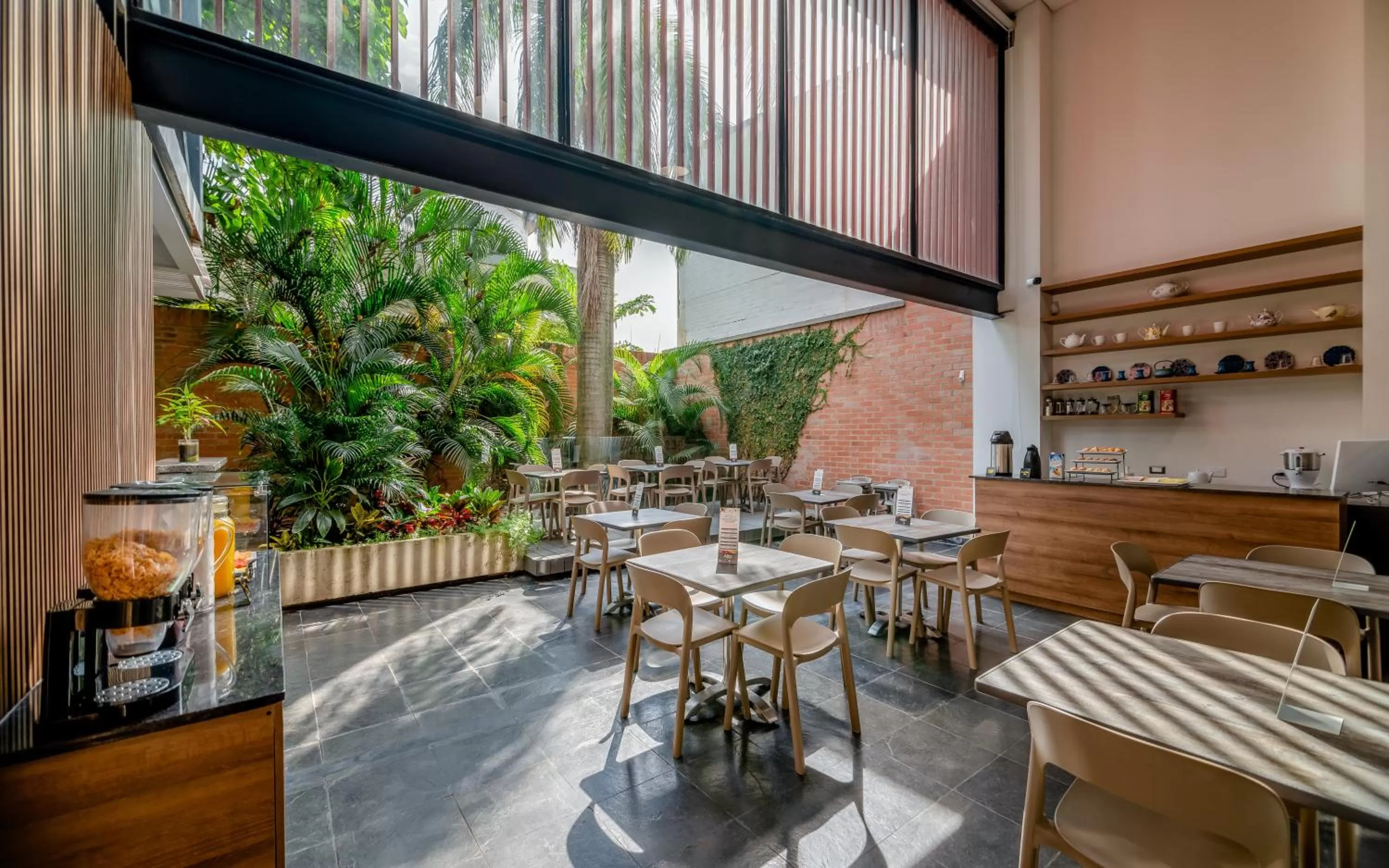 Garden in Alko Hotel Integrado