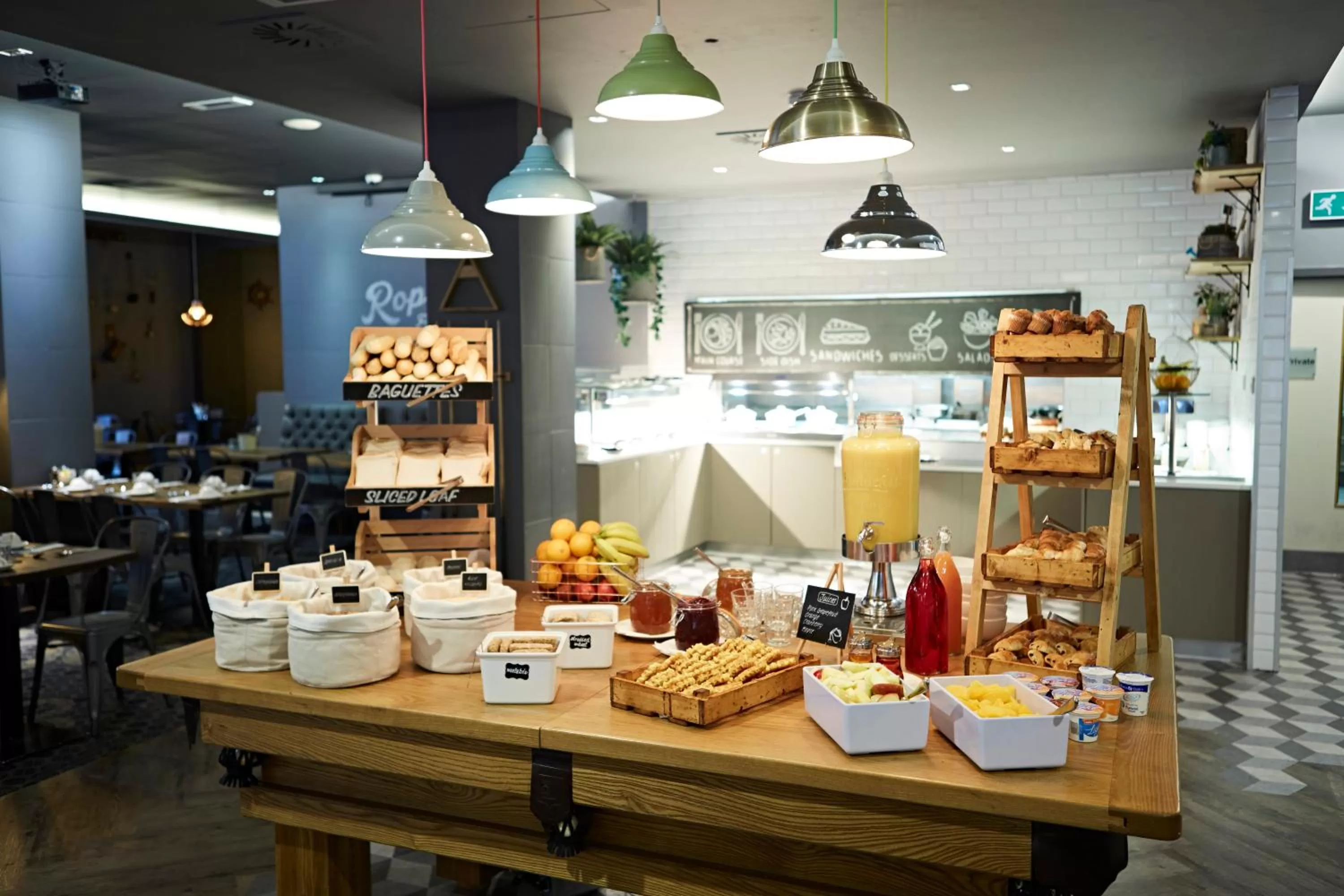 Buffet breakfast in Novotel Liverpool Centre