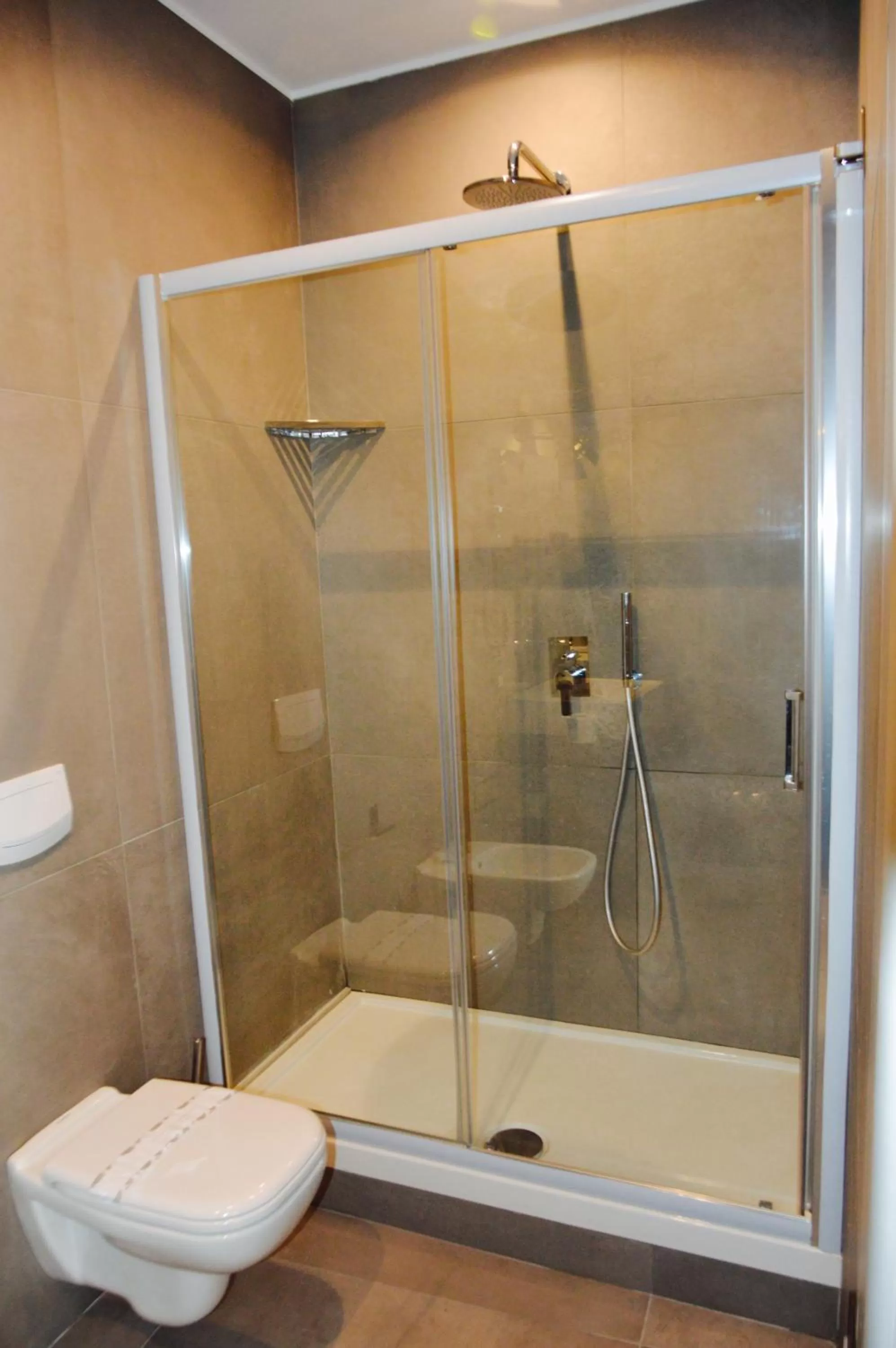 Shower in Relais Piazza Del Plebiscito B&B