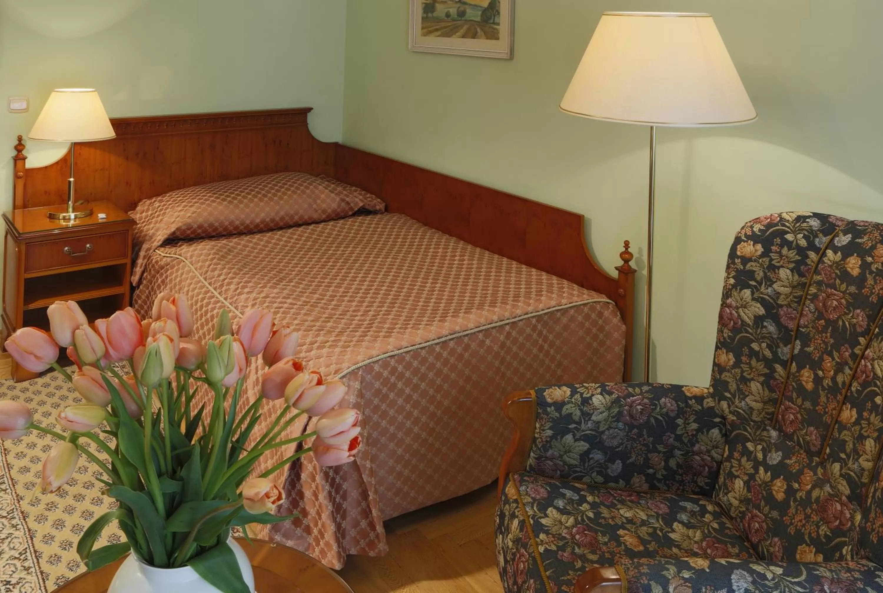 Bedroom, Bed in Hotel Bristol