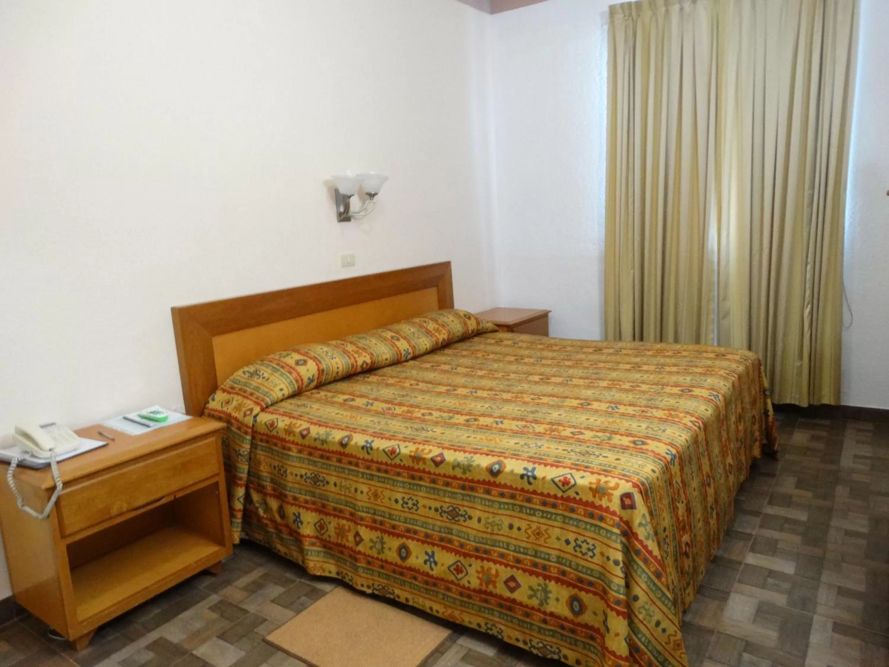 Bed in Hotel Astromundo