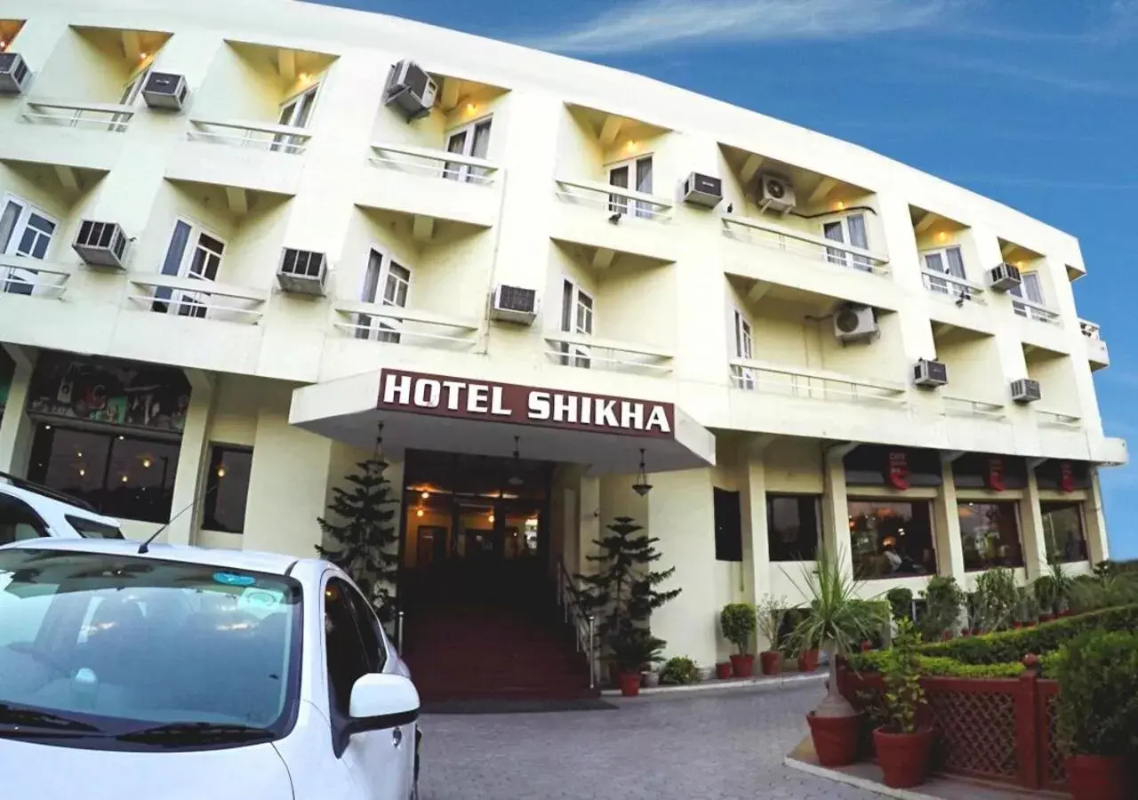 FabHotel Shikha FabHotel Shikha