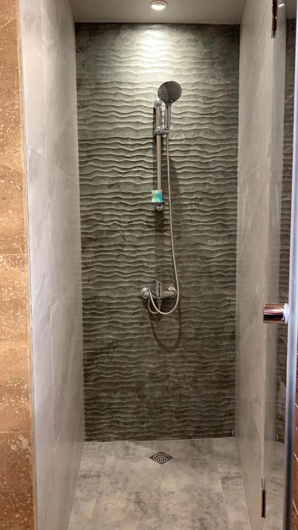 Bathroom in Aleppo Hotel