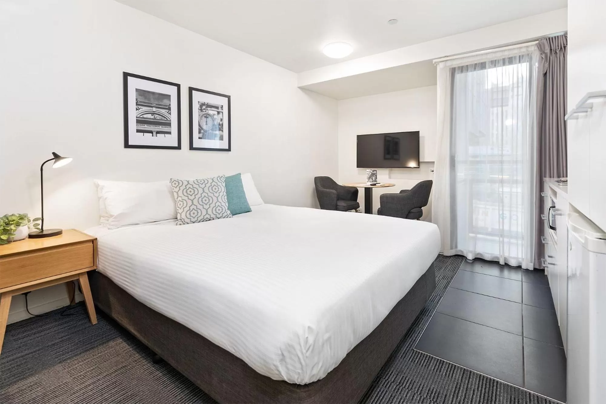 Bed in City Edge North Melbourne Apartment Hotel