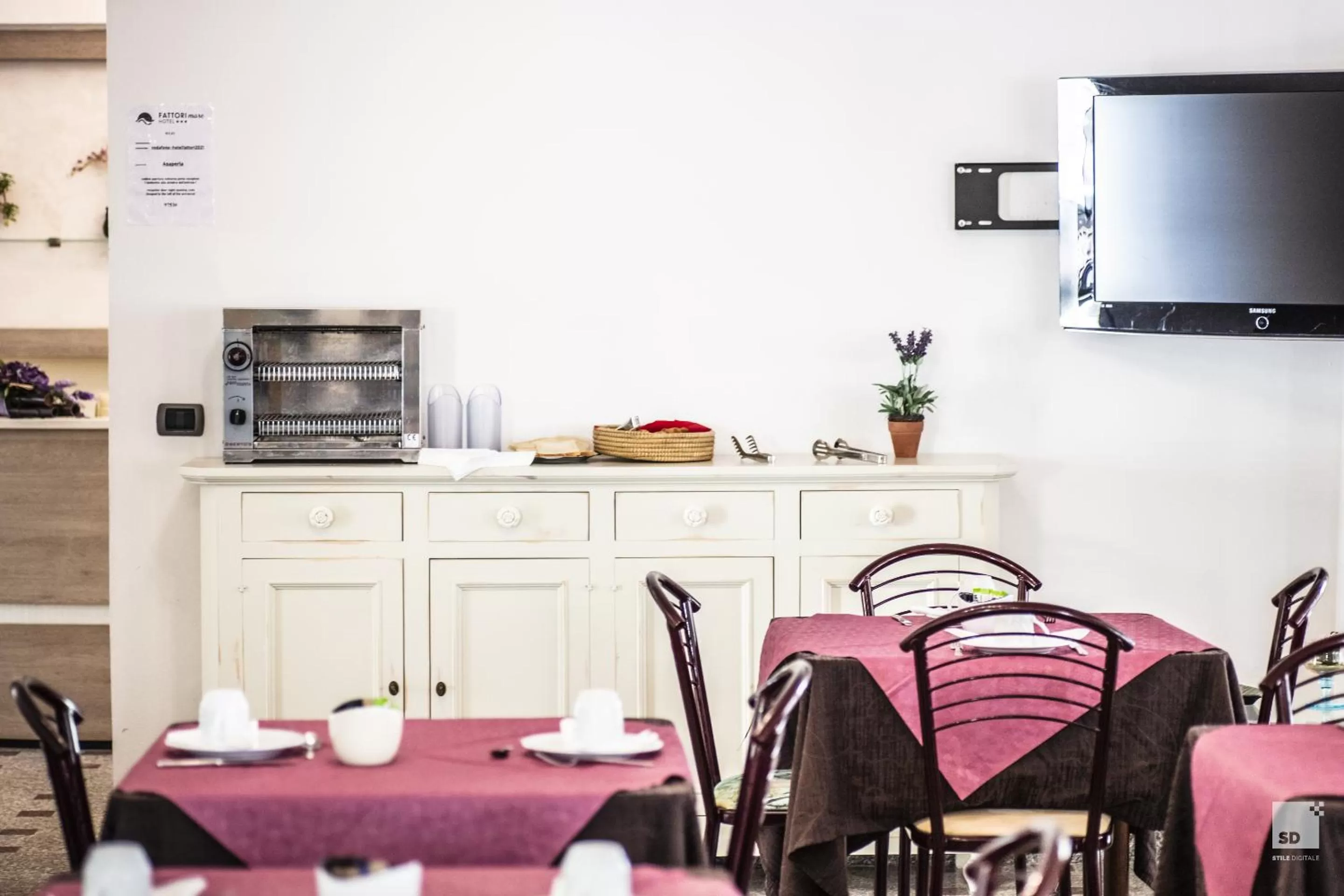 Breakfast in Hotel Fattori Mare