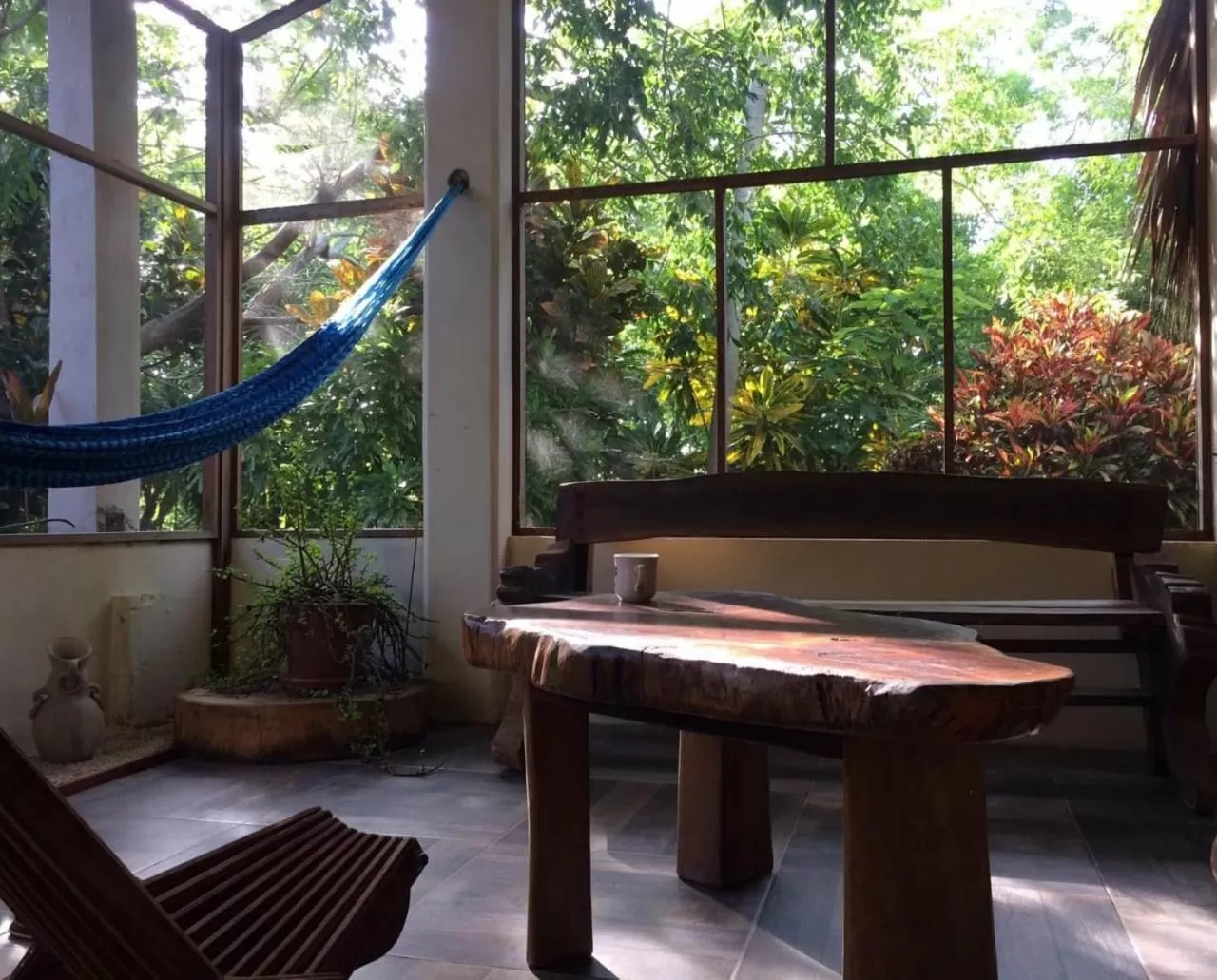 Communal lounge/ TV room in Villas Ecotucan