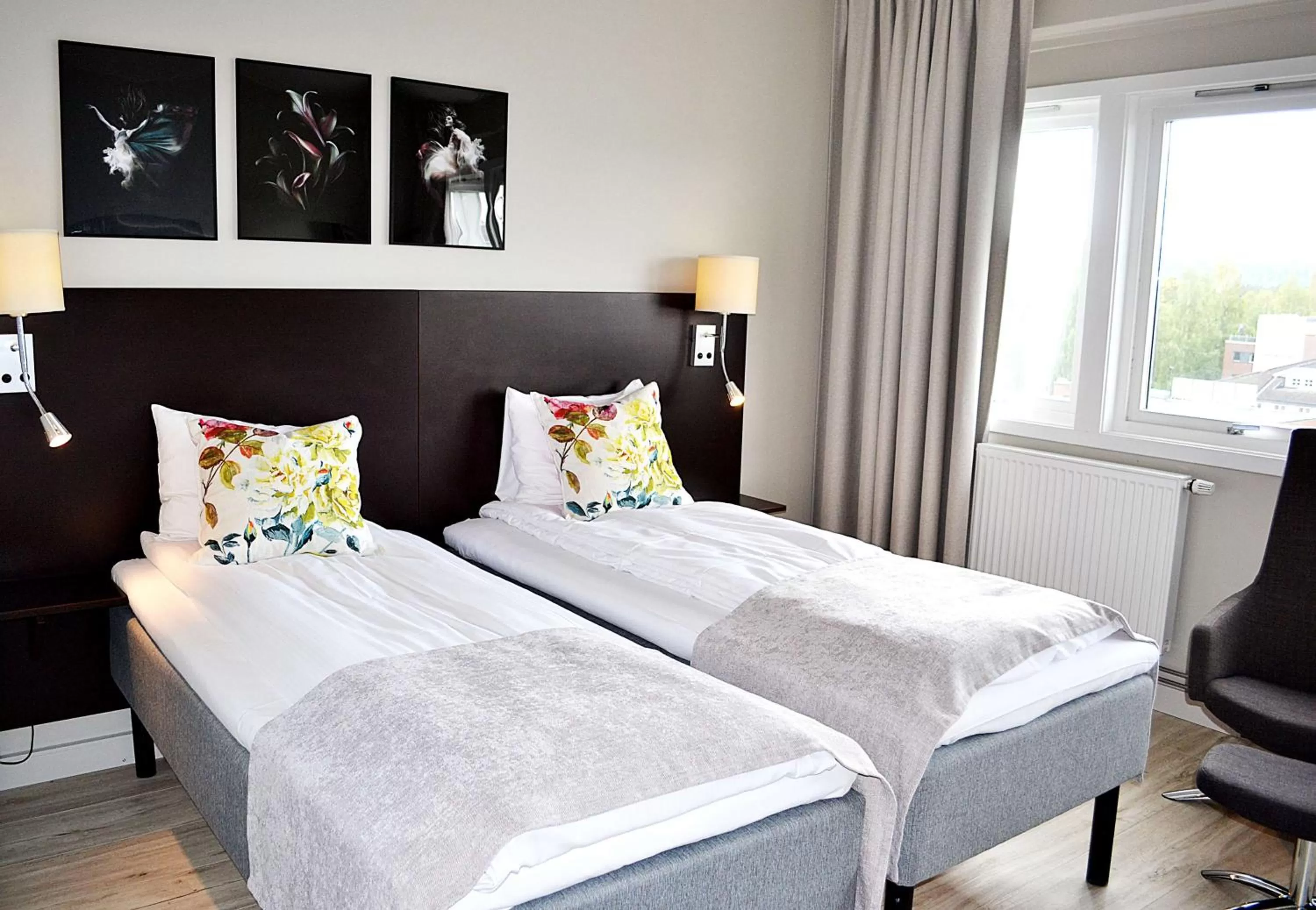 Photo of the whole room, Bed in Thon Partner Hotel Central