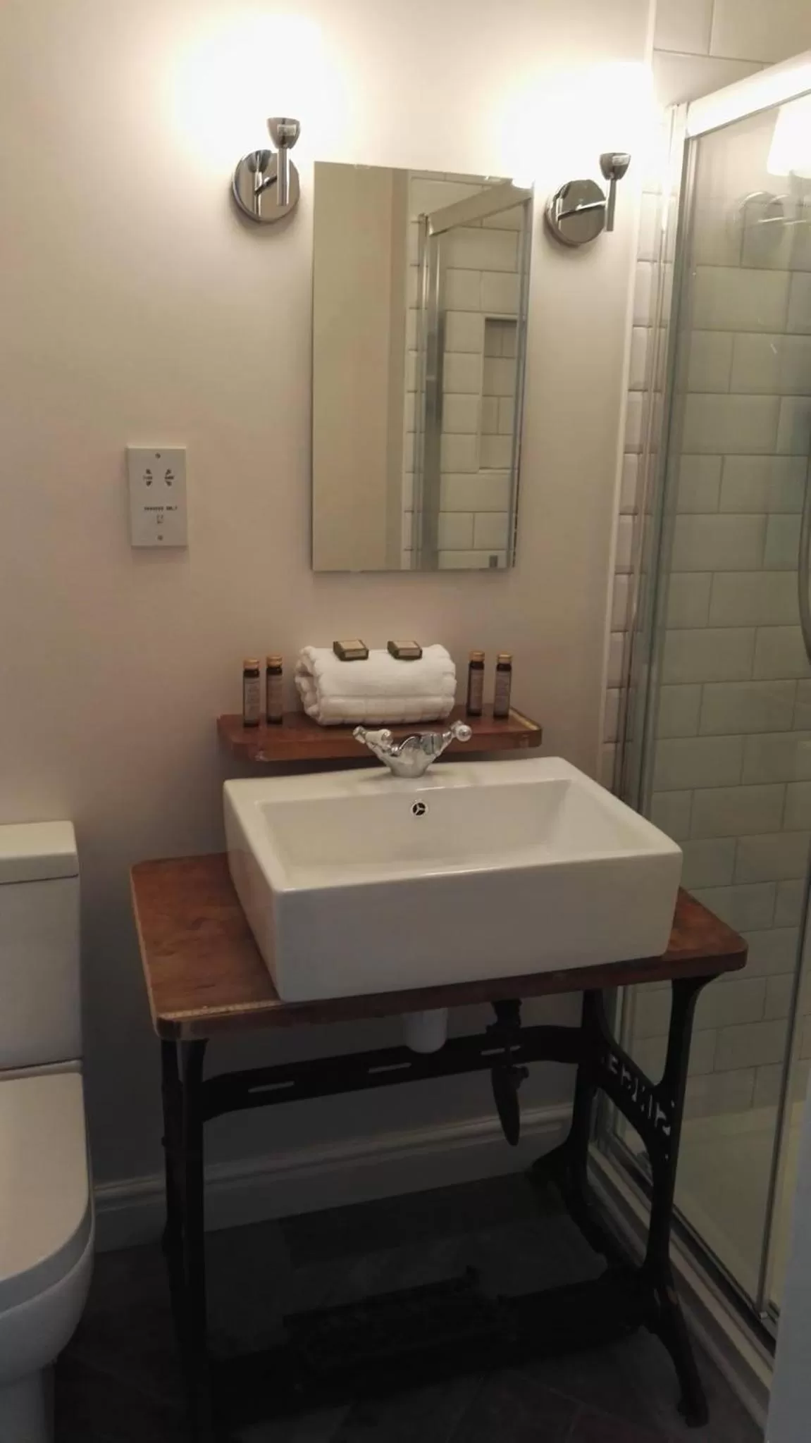 Bathroom in Selkies NQY