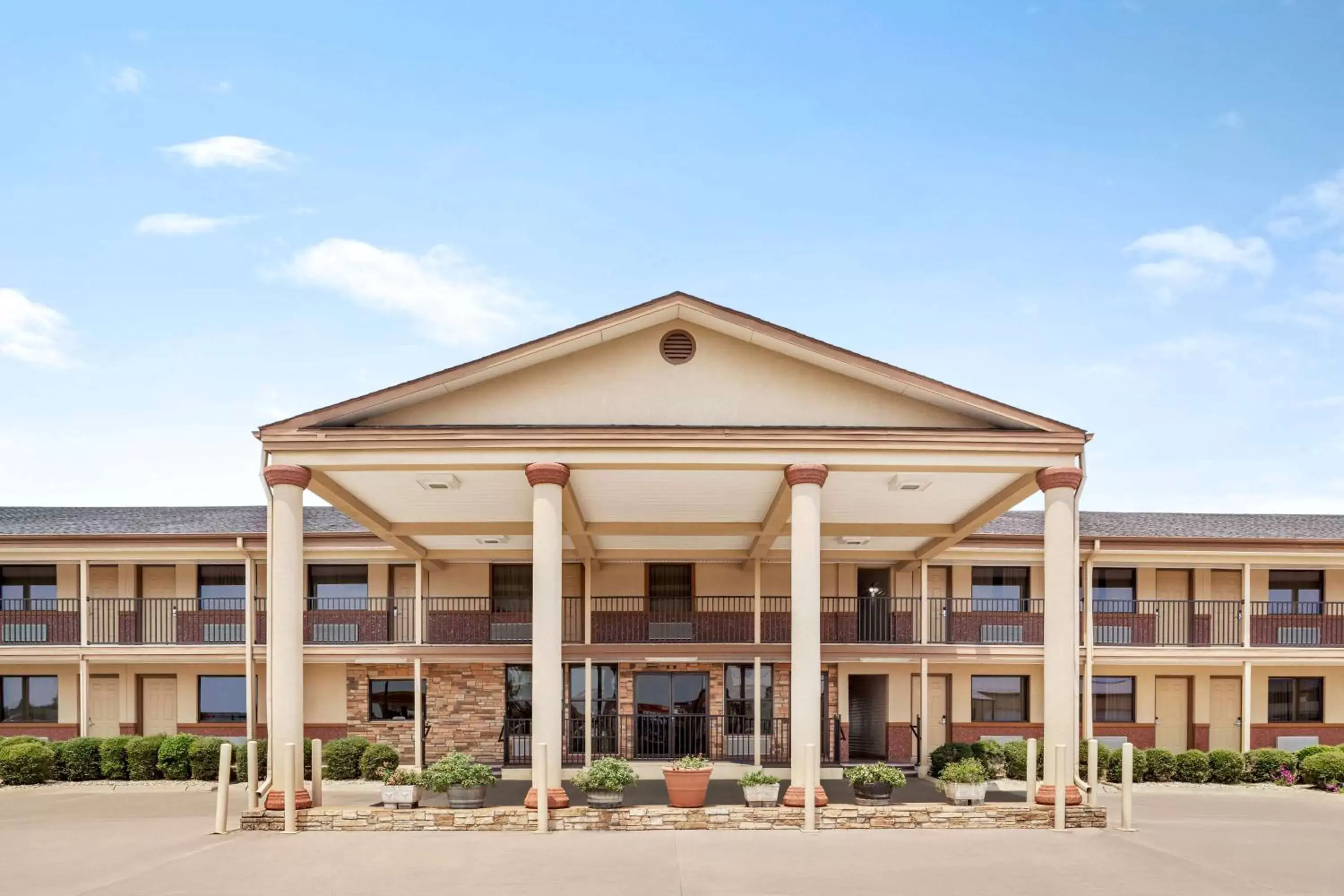 Days Inn by Wyndham Paris Days Inn by Wyndham Paris