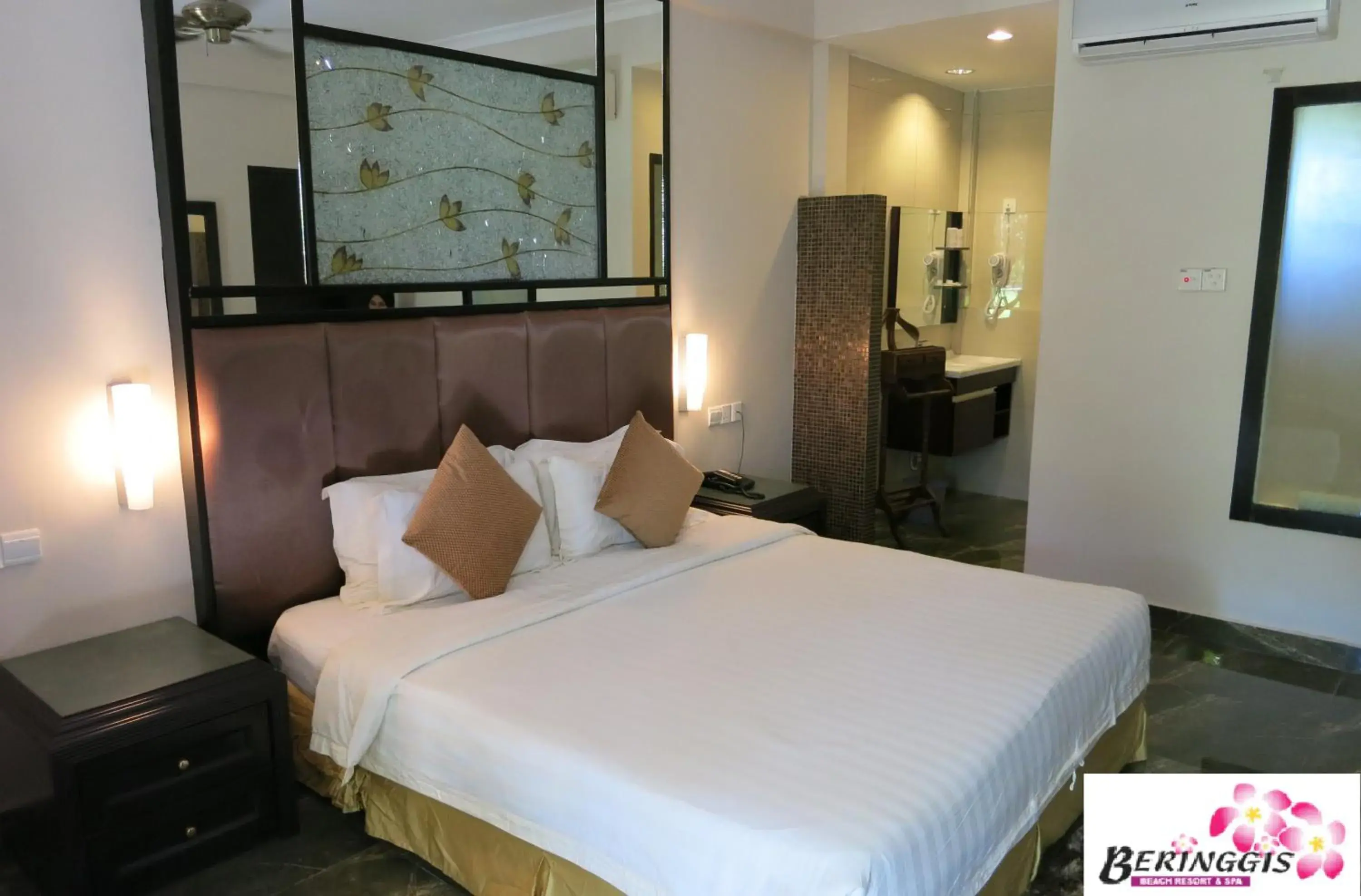 Deluxe Double or Twin Room with Garden View in Beringgis Beach Resort & Spa Deluxe Double or Twin Room with Garden View in Beringgis Beach Resort & Spa