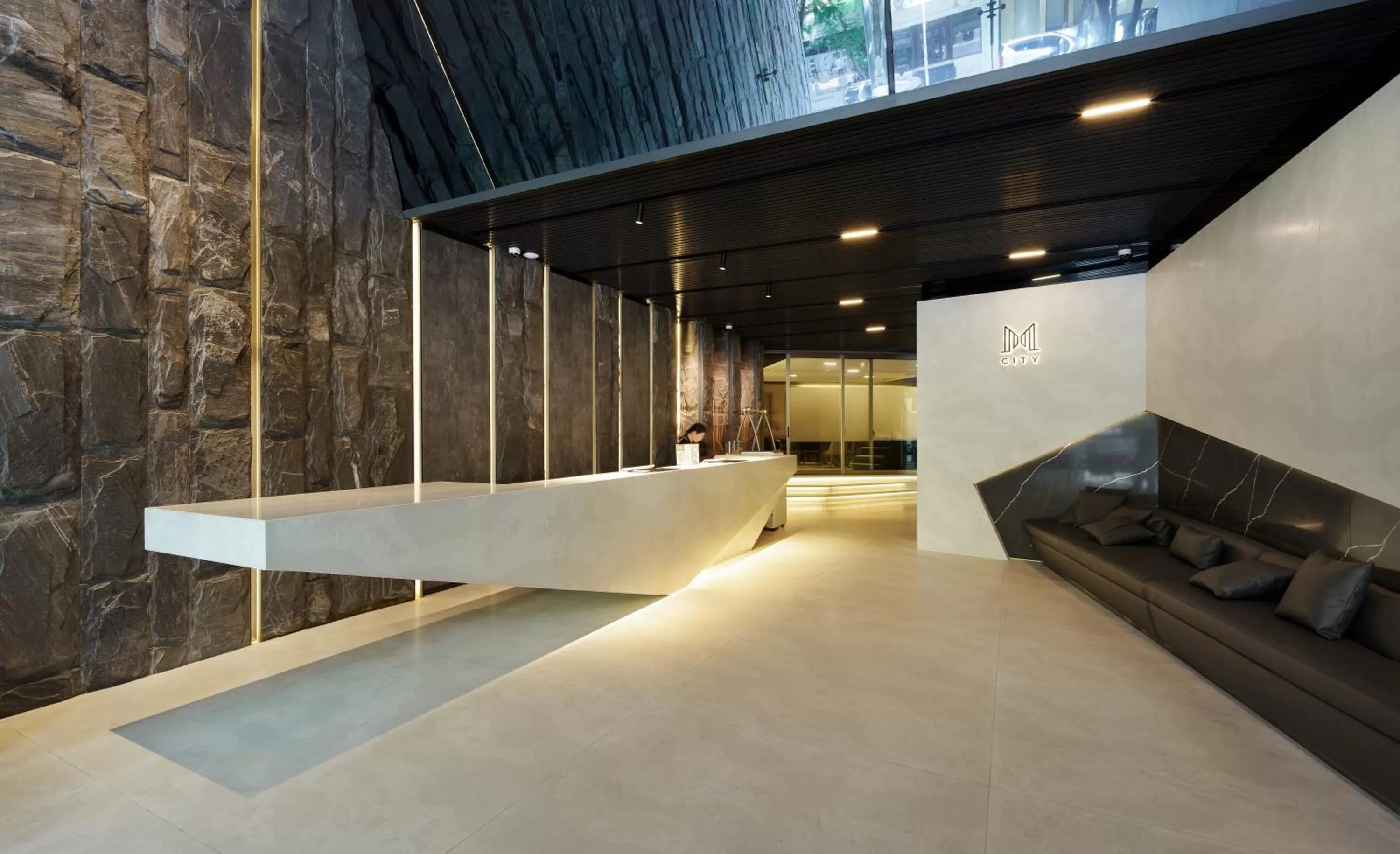 On-site shops in M City Hotel Saigon