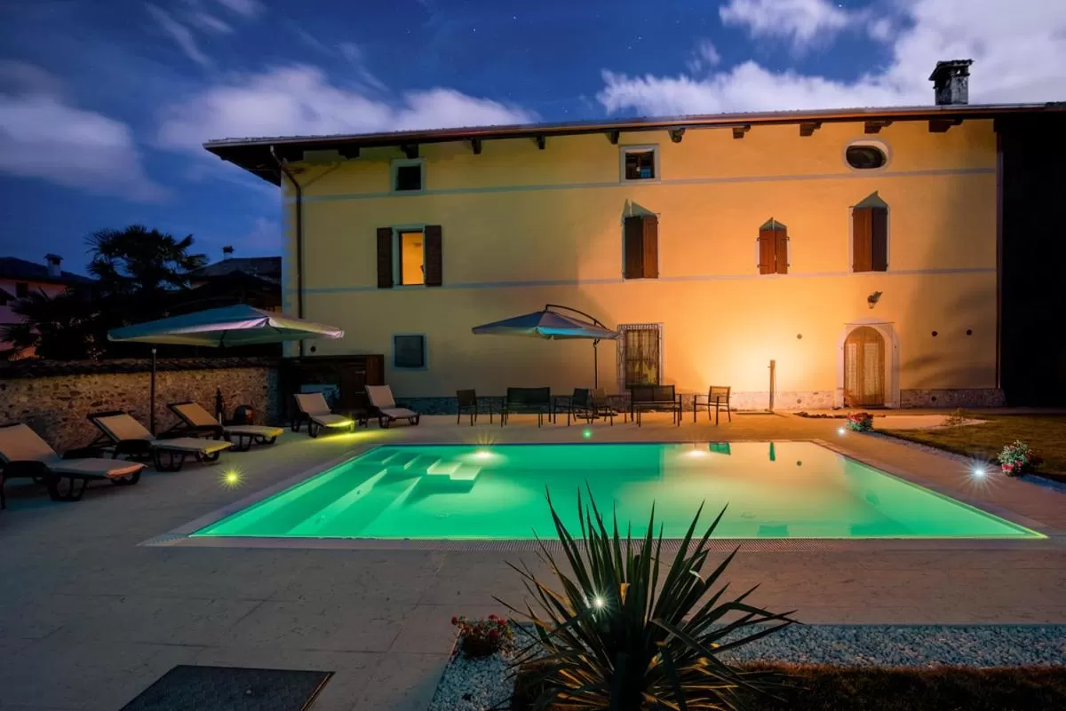 Property Building in Casa Pellis