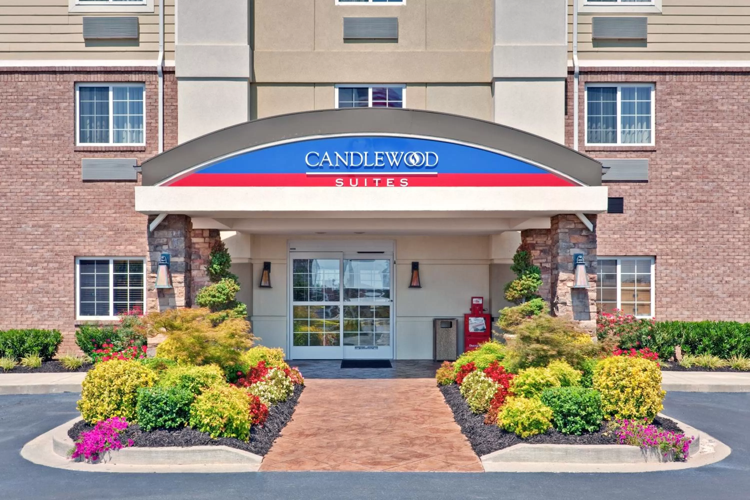 Property building in Candlewood Suites Bowling Green by IHG