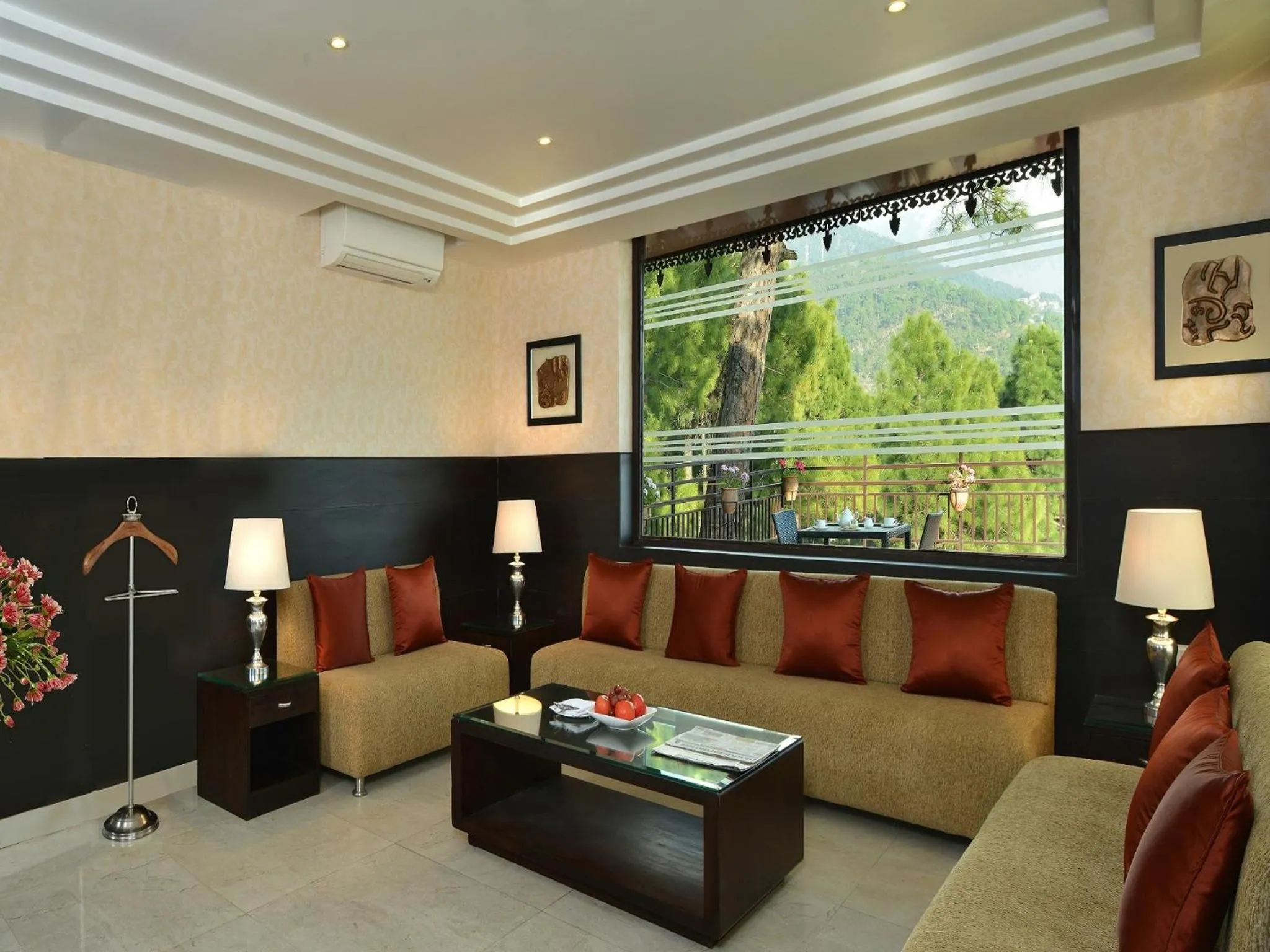Seating area in Fortune Park Moksha, Mcleodganj - Member ITC Hotels' Group