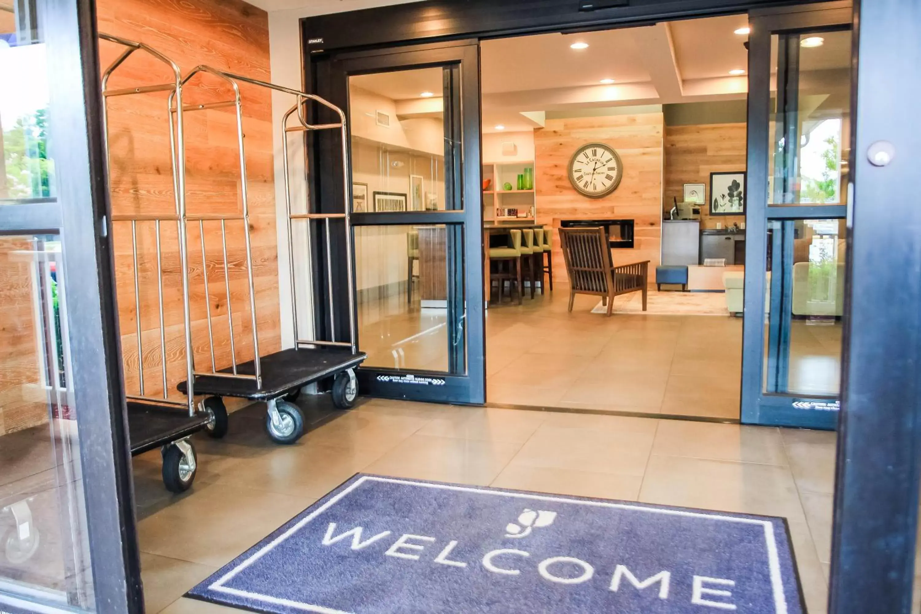 King Suite - Non-Smoking in Country Inn & Suites by Radisson, Chester, VA King Suite - Non-Smoking in Country Inn & Suites by Radisson, Chester, VA