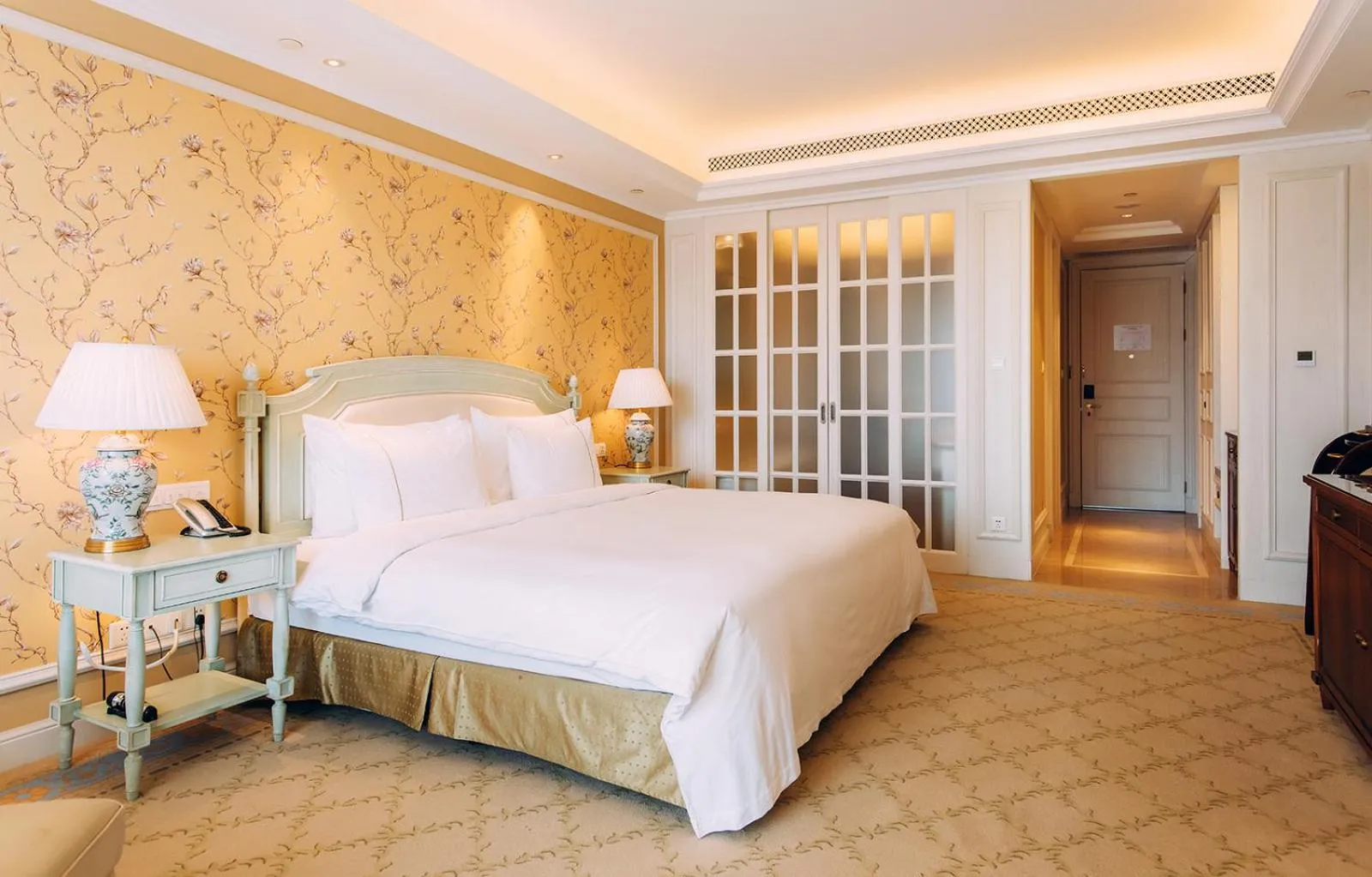 Photo of the whole room in Orient-Anyi international Hotel