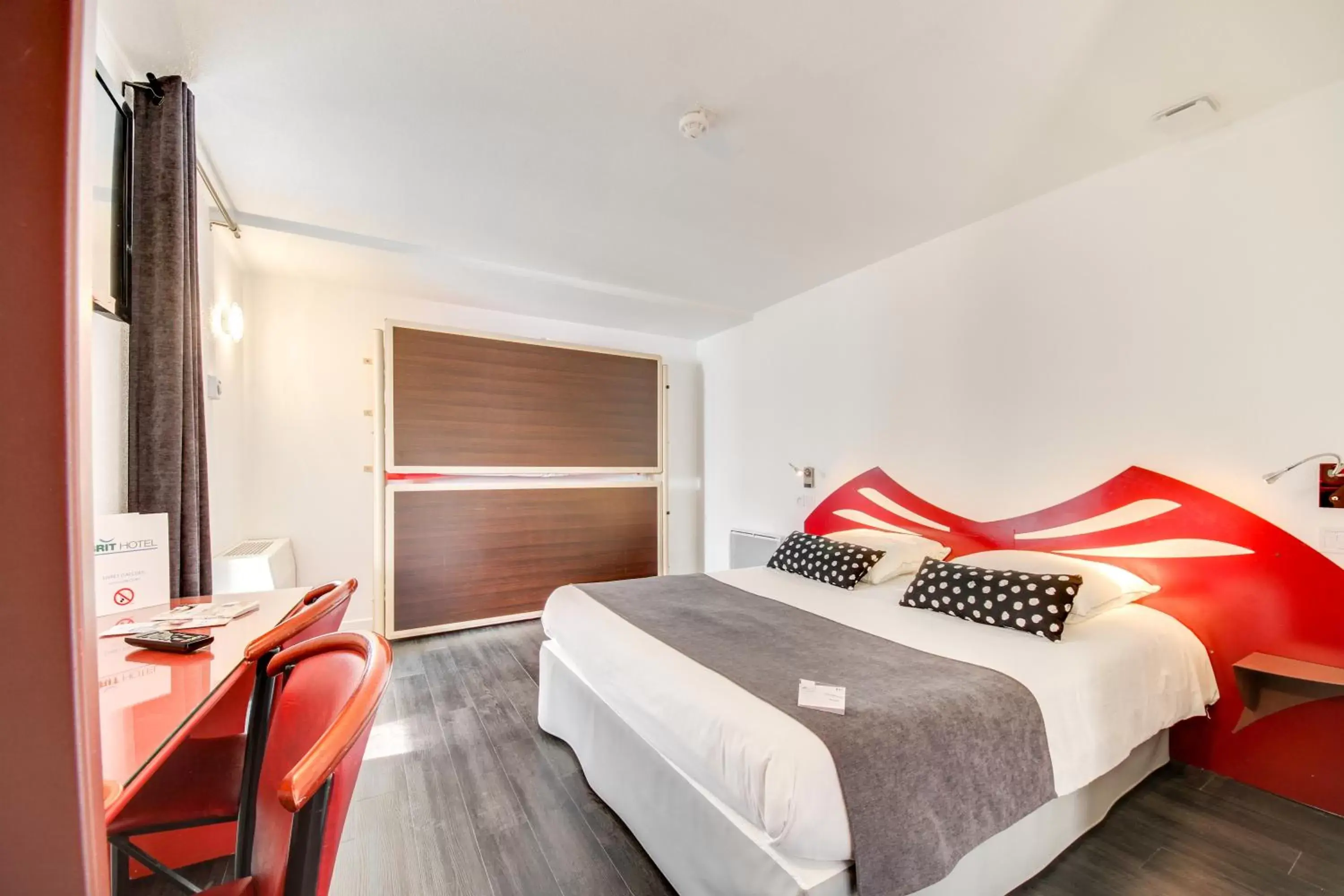 Family Room in Brit Hotel Porte d'Espagne Family Room in Brit Hotel Porte d'Espagne