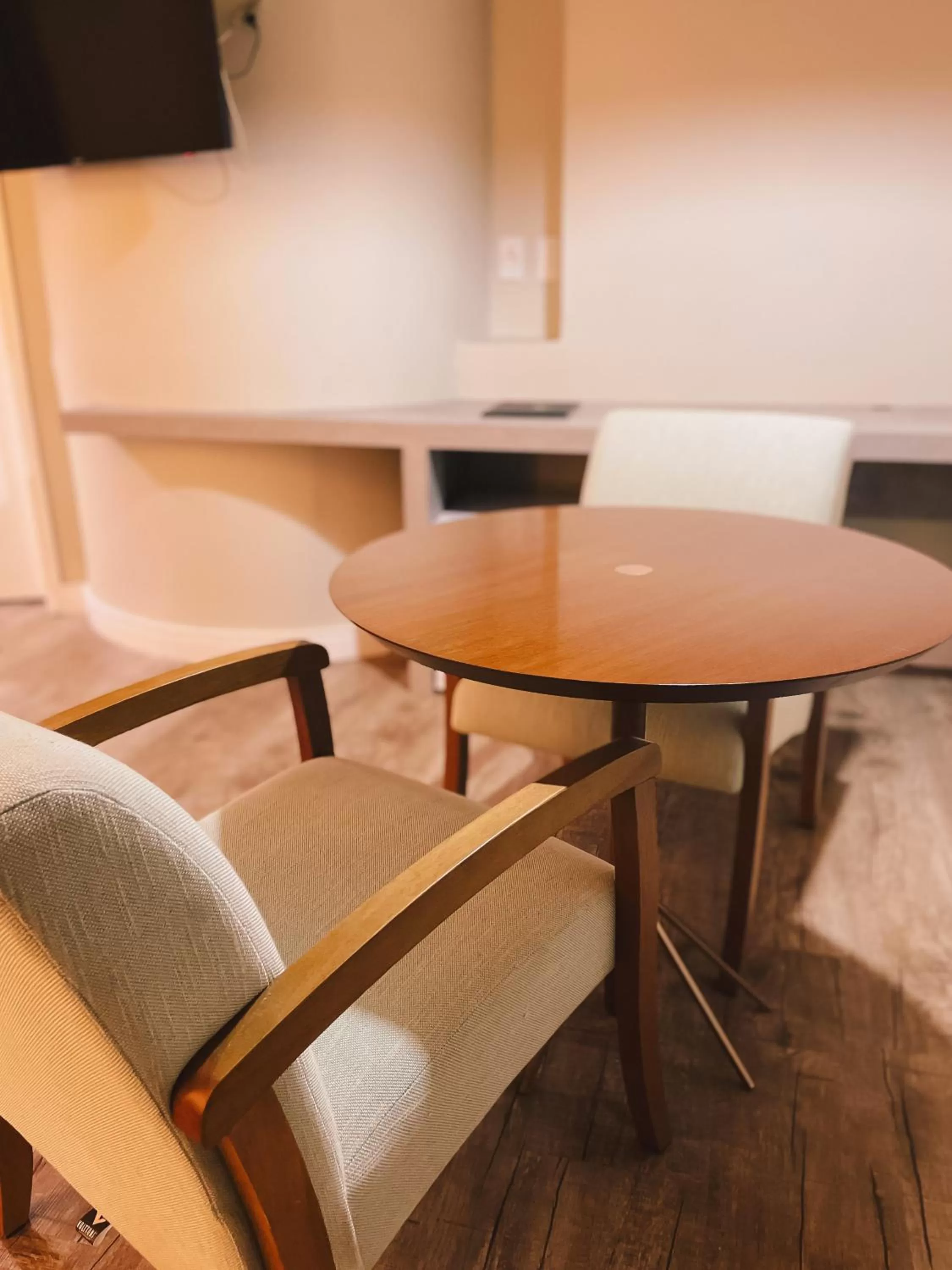Bedroom, Seating Area in Verde Vale Hotel