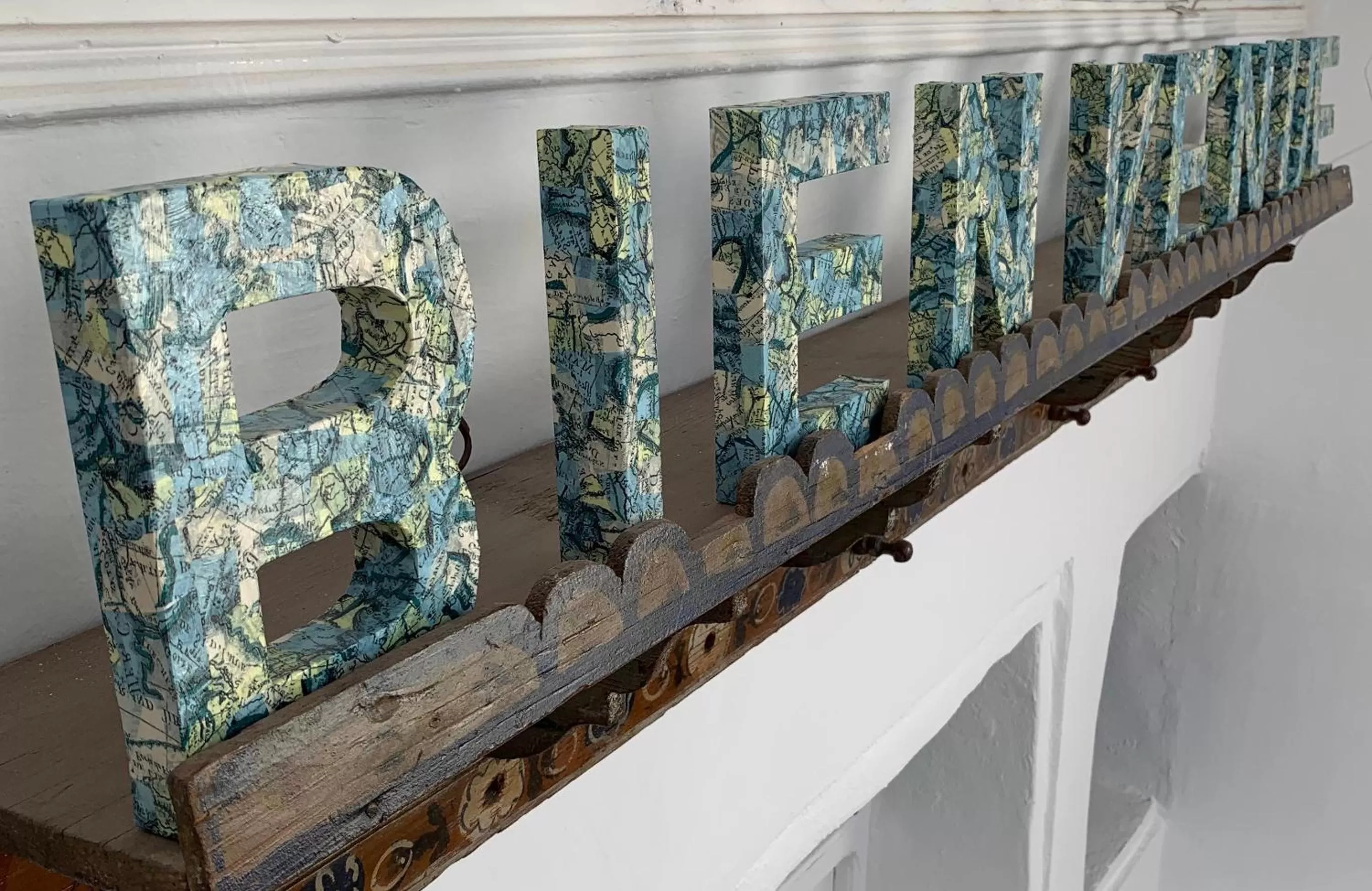 Decorative detail in Dar Lola