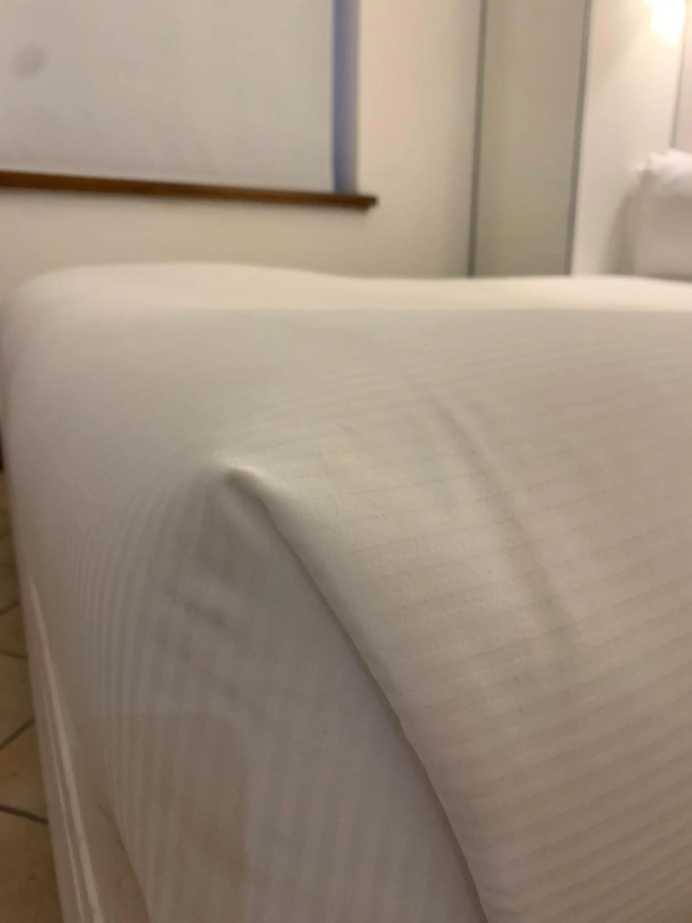 Bed in Albergo Delle Regioni, Barberini - Fontana di Trevi