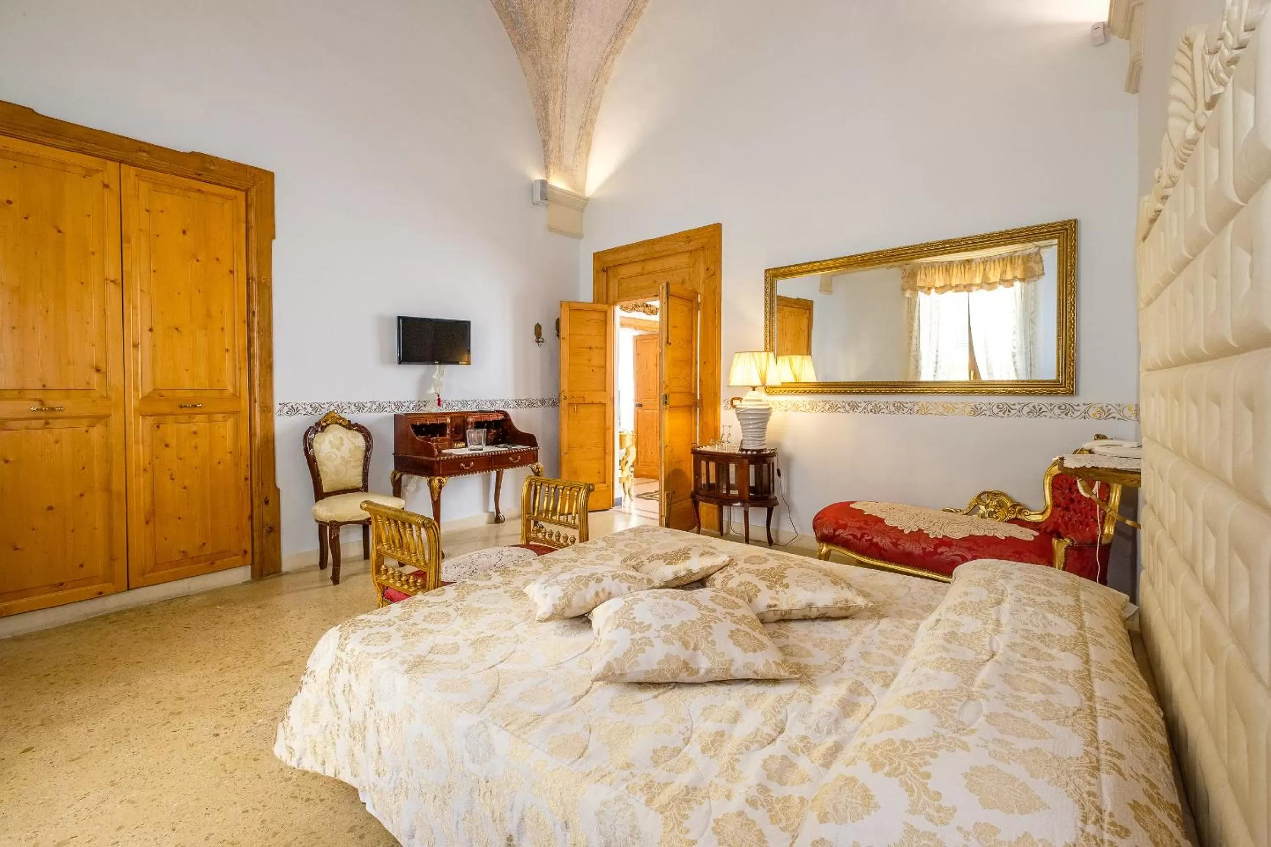 Standard Suite in Palazzo Gallo Resort