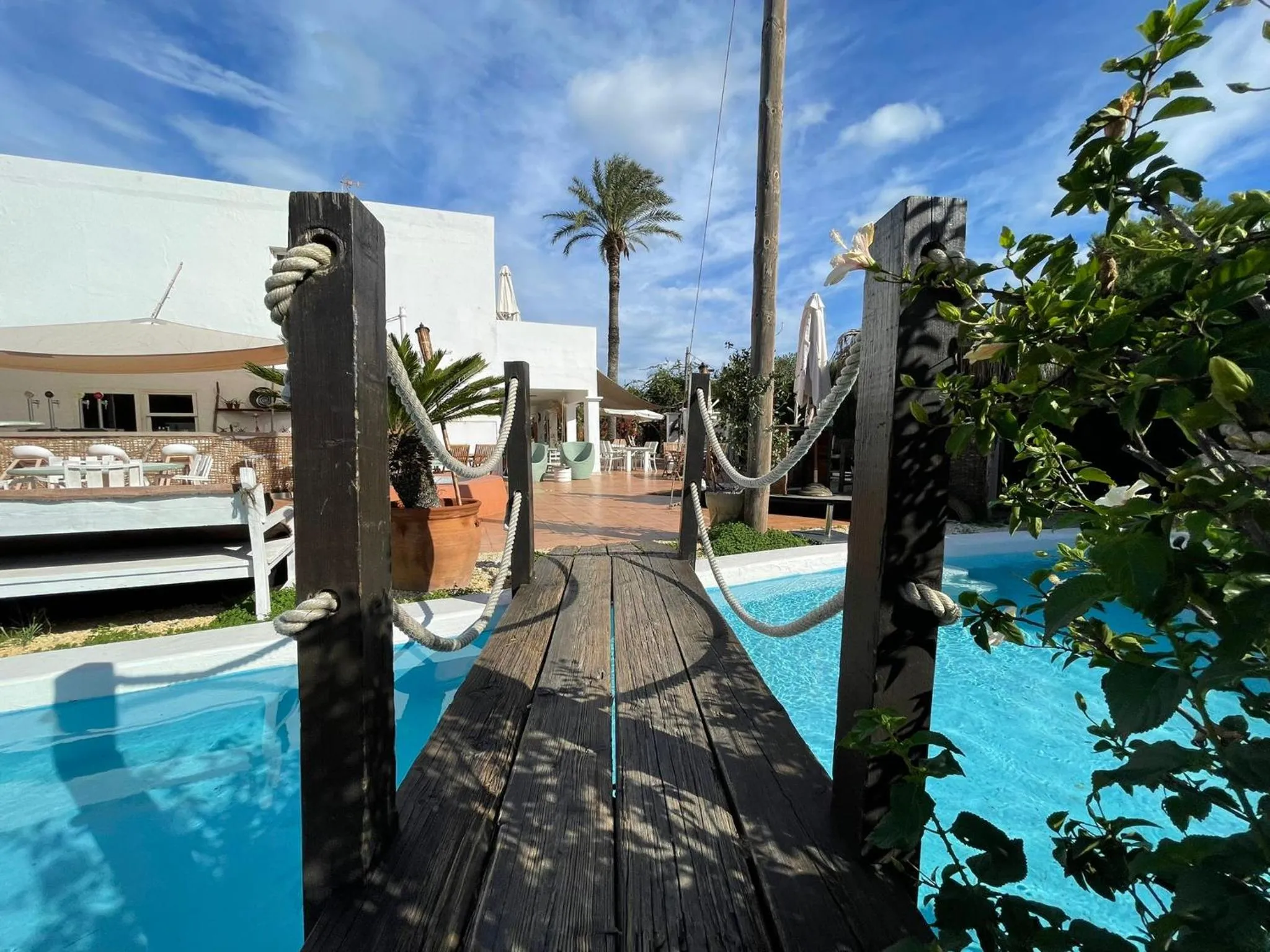 Property building in Boutique Hostal La Curandera de Salinas