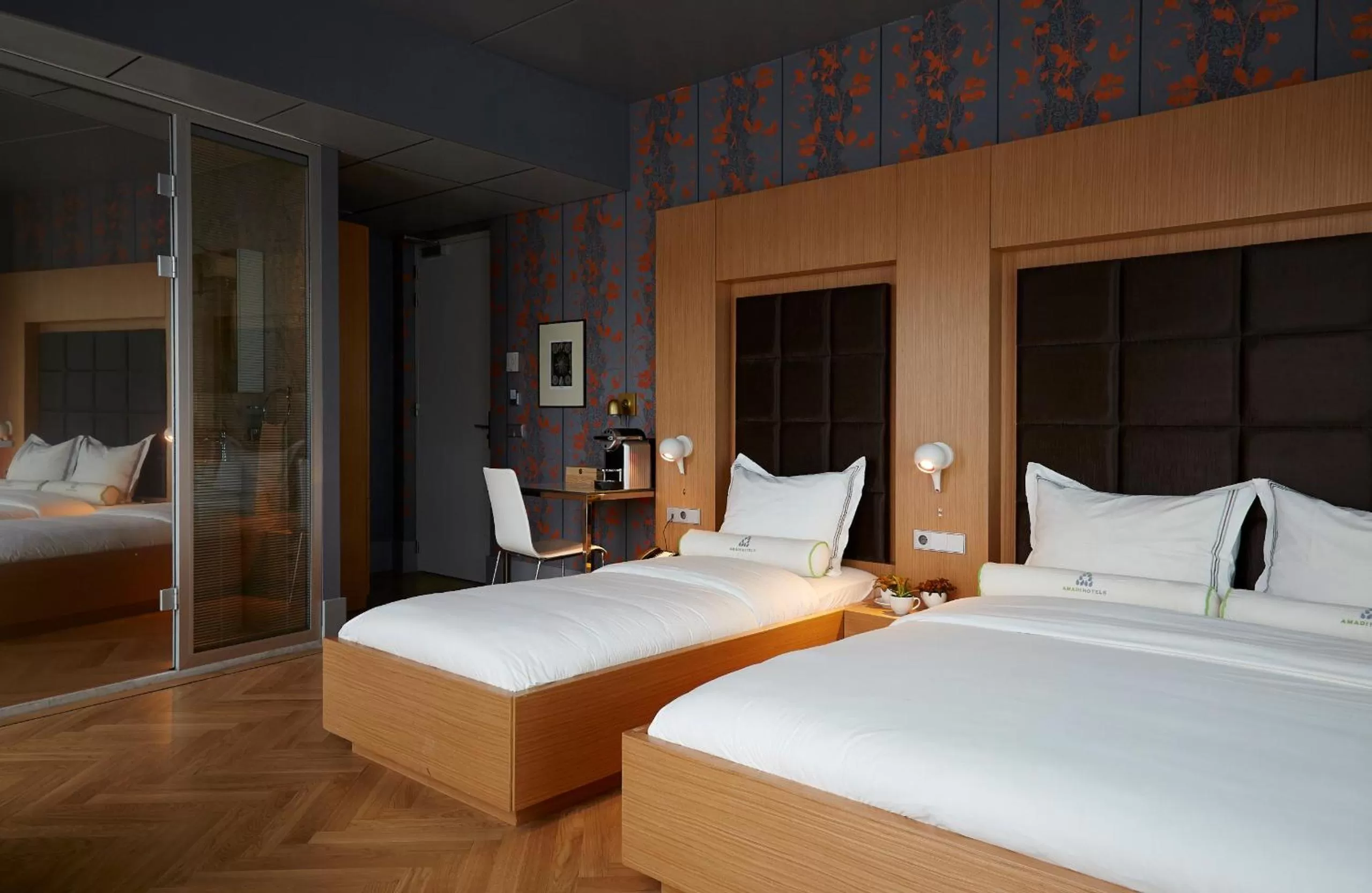 Bedroom, Bed in Amadi Park Hotel