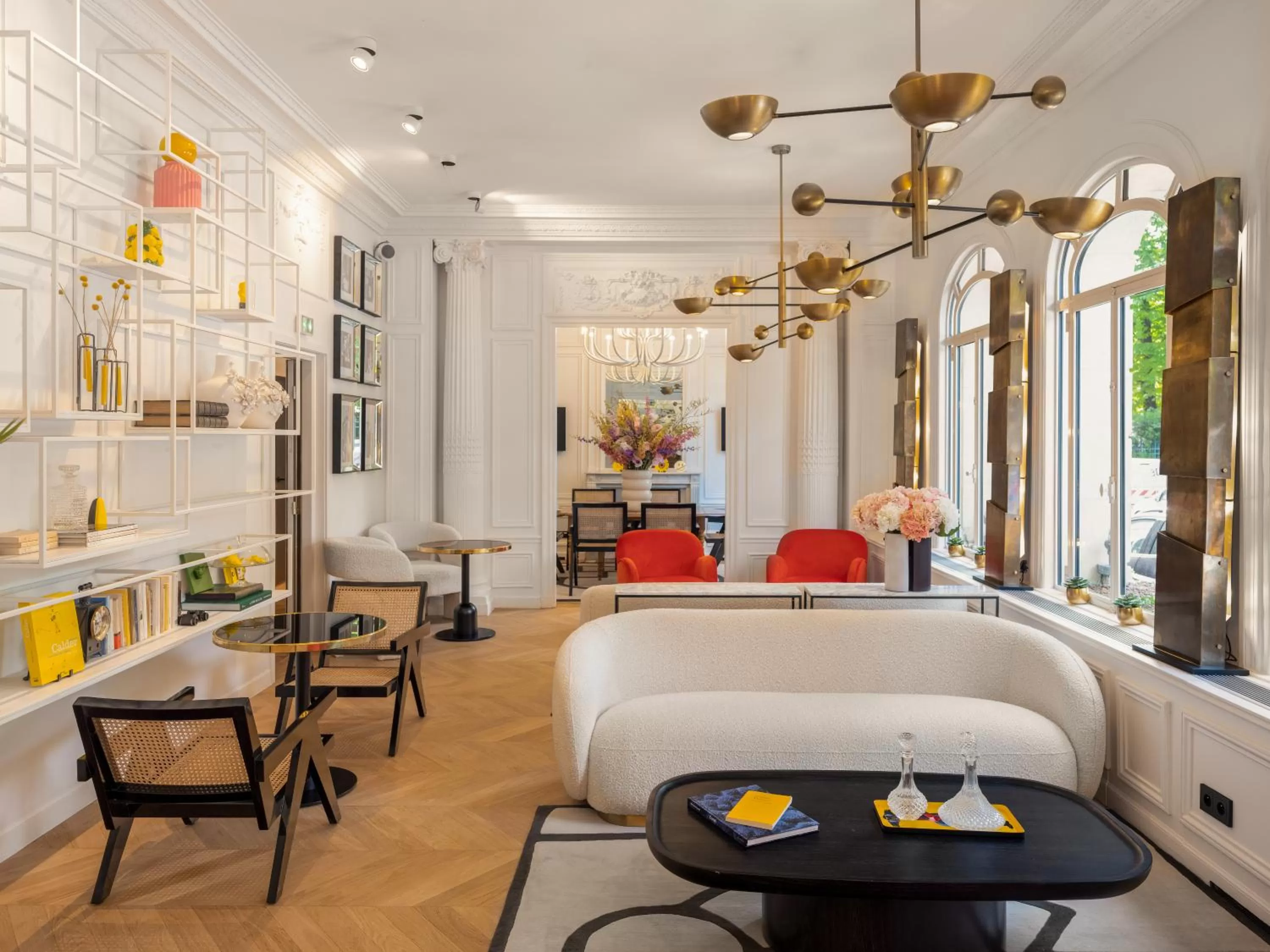 Living room, Bed in Solly Hôtel Paris