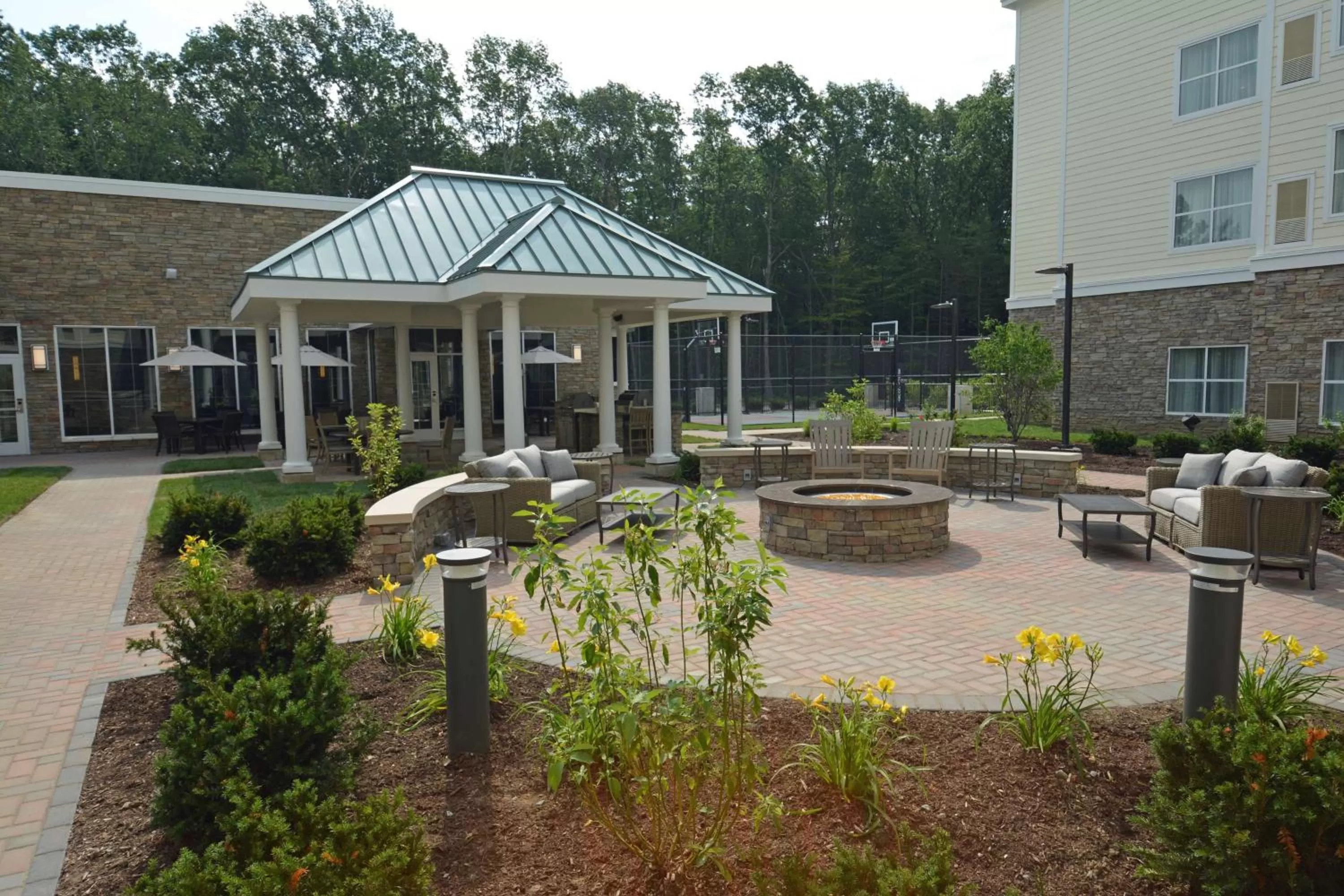 Property building in Homewood Suites By Hilton Saratoga Springs