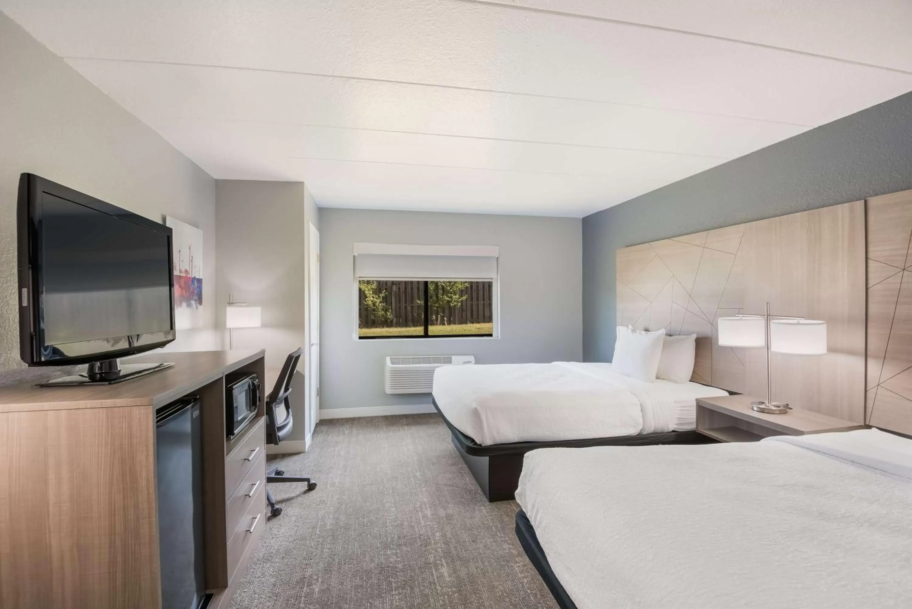 Bedroom, Bed in Best Western Fort Wayne I-69 North