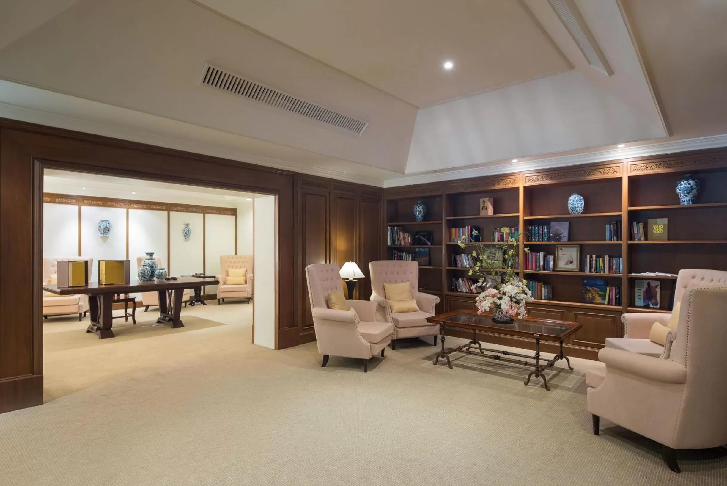 Library in Dheva Mantra Resort