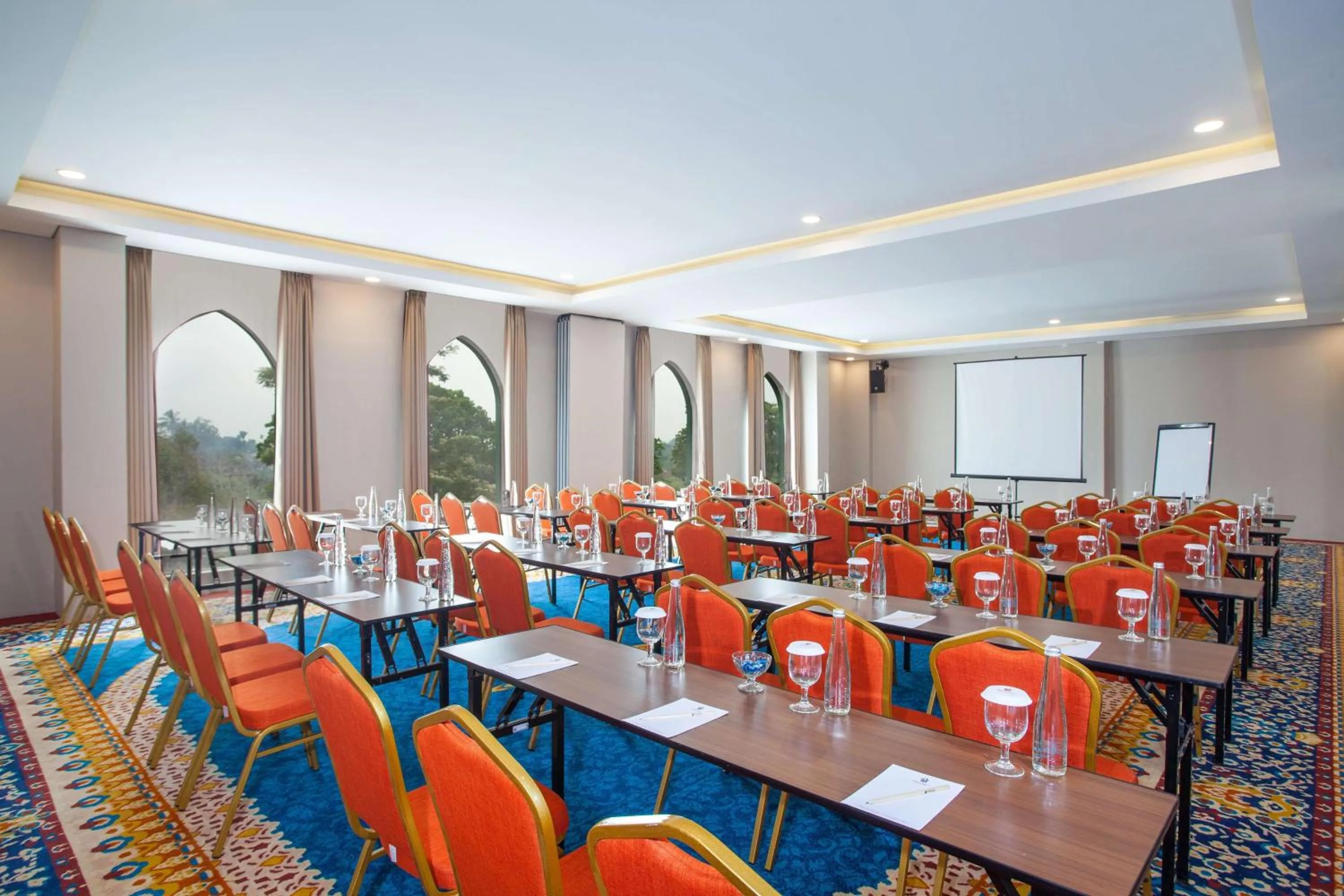 Meeting/conference room in Alhambra Hotel & Convention, BW Signature Collection