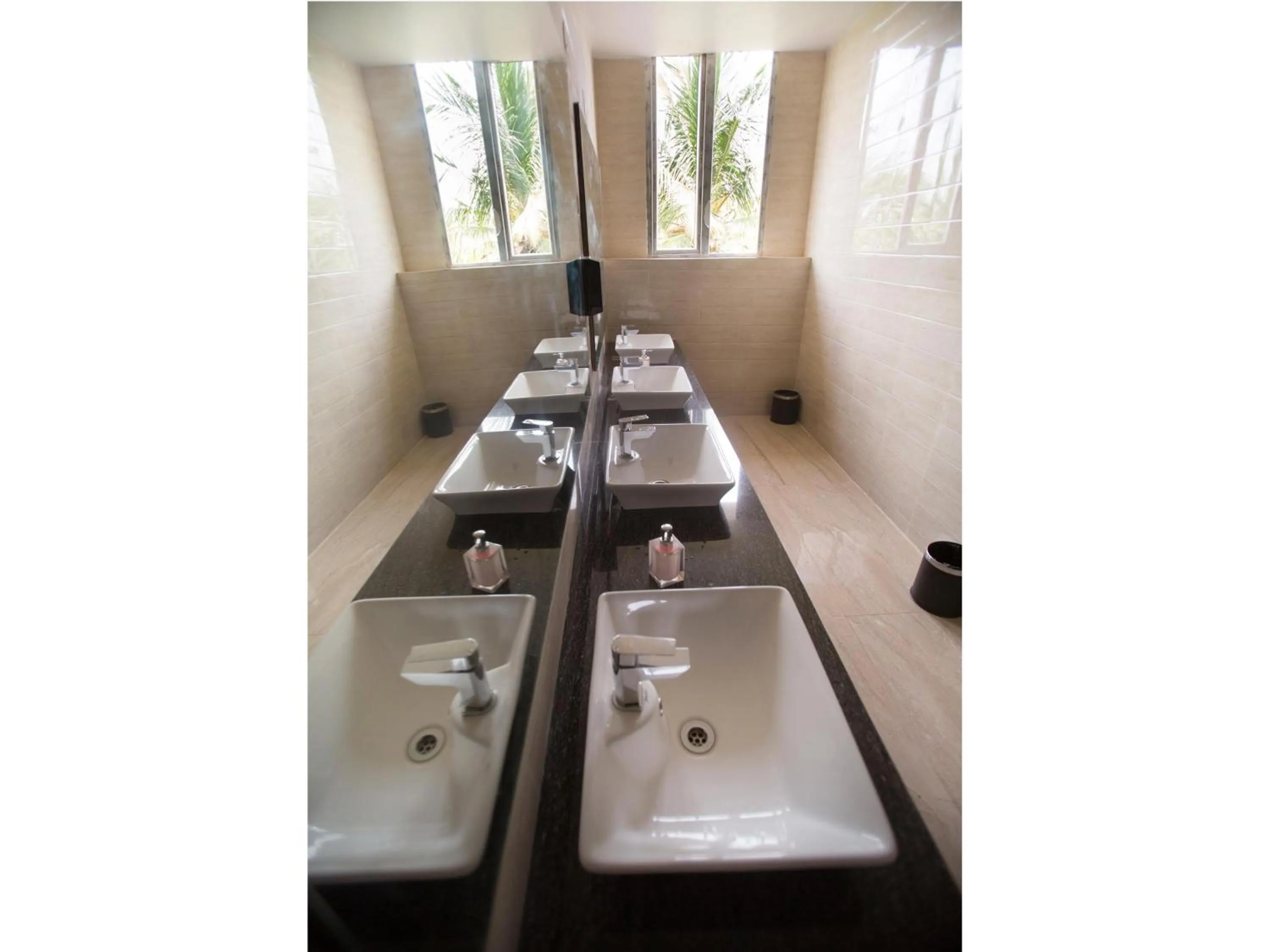 Area and facilities in ST Parklane Airport Hotel Chennai