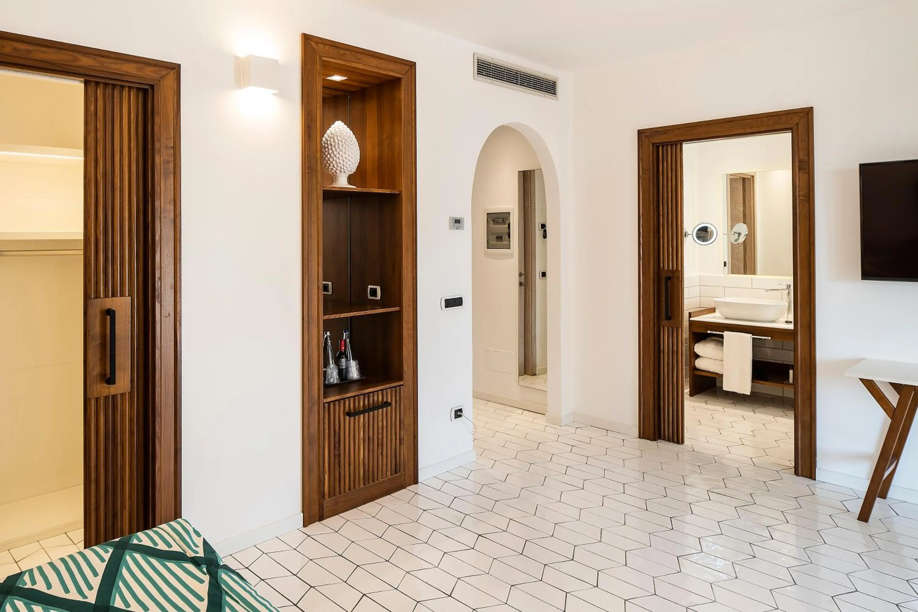 Bathroom in Therasia Resort Sea and SPA - The Leading Hotels of the World