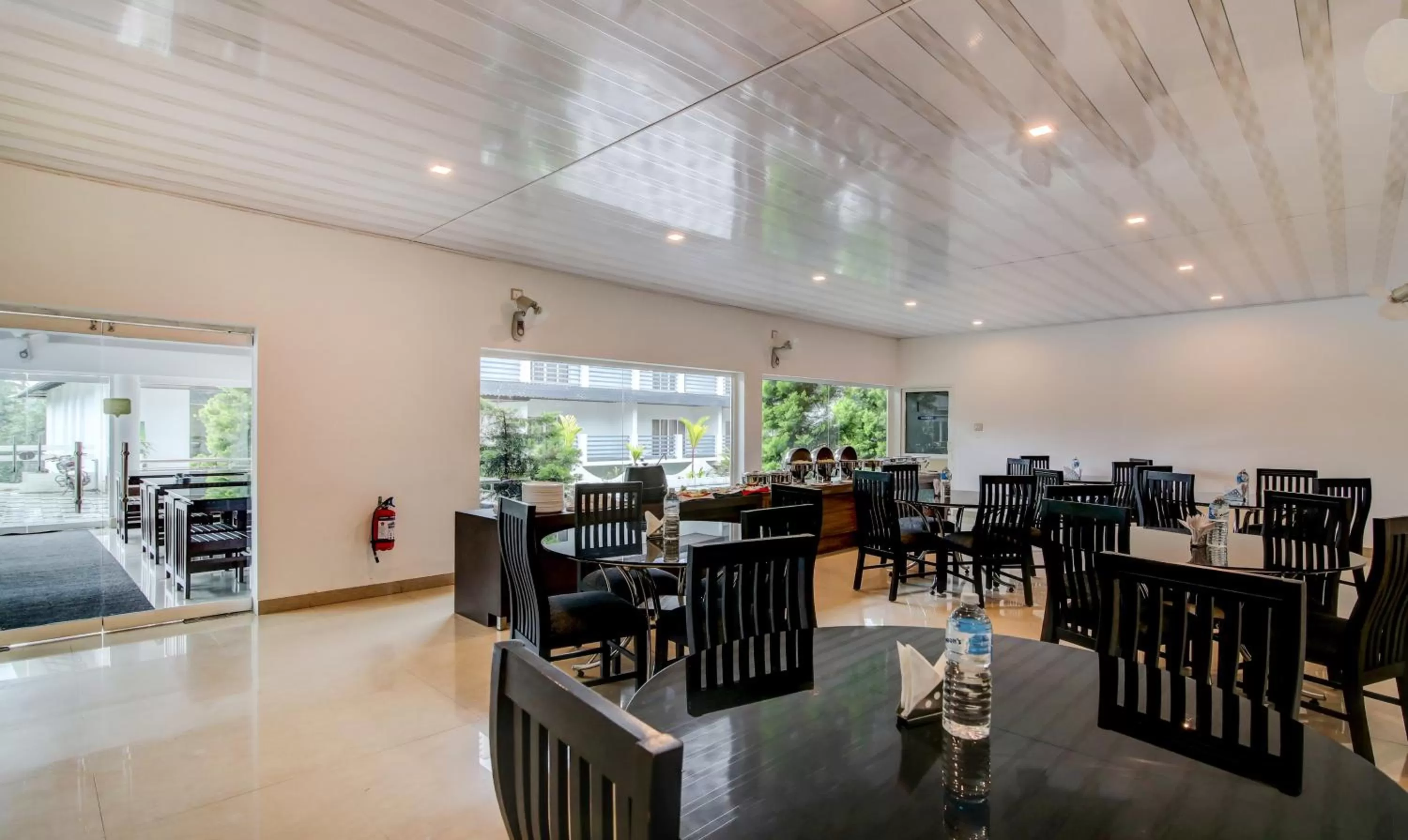 Restaurant/places to eat in Misty Garden Resort and SPA