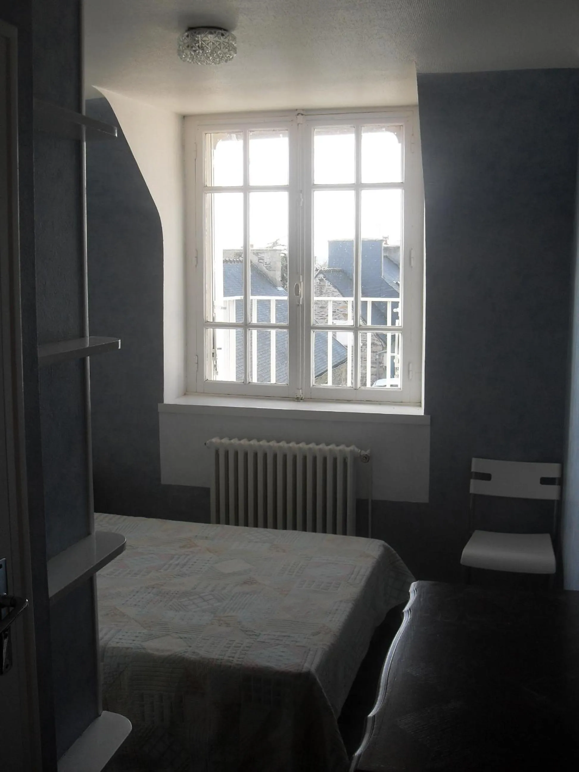 Day, Bed in Hotel Restaurant Bocher