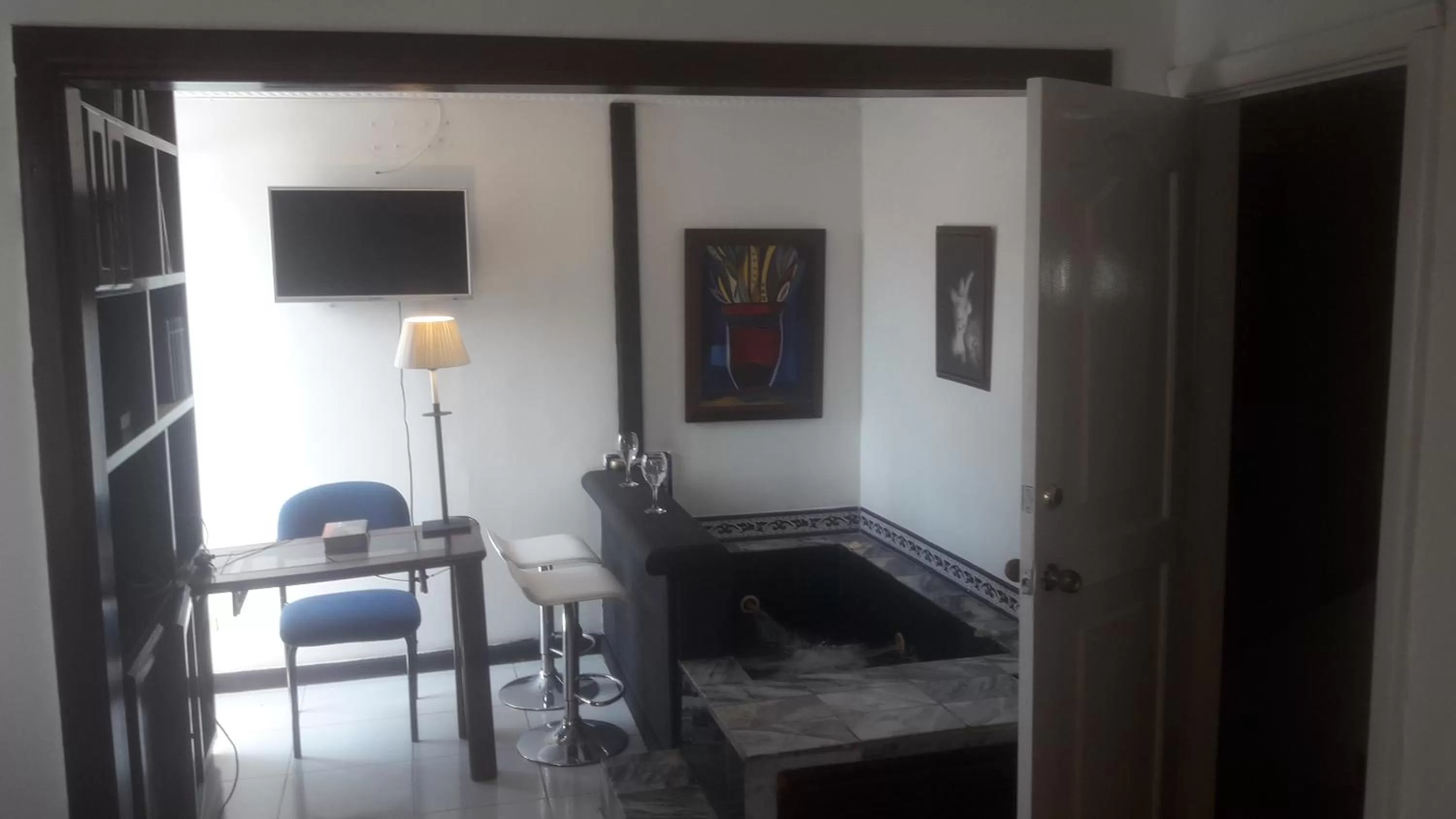 Seating area, TV/Entertainment Center in Casa hotel Mi Huila