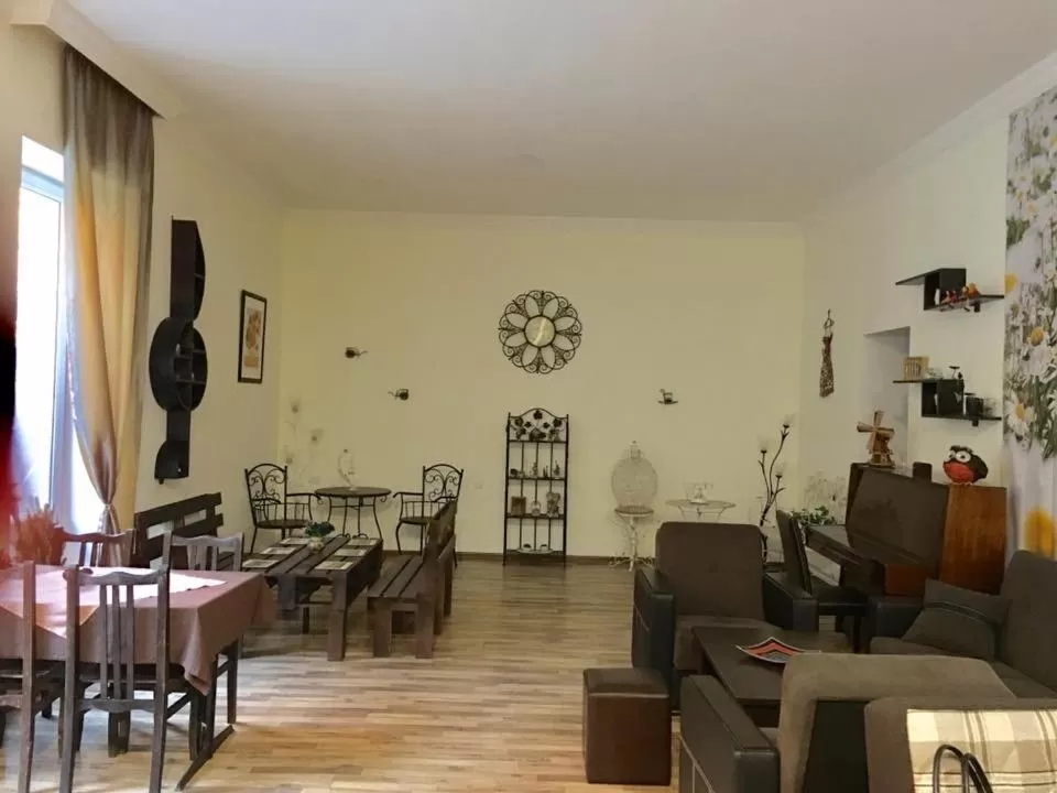 Seating Area in Hotel Newland