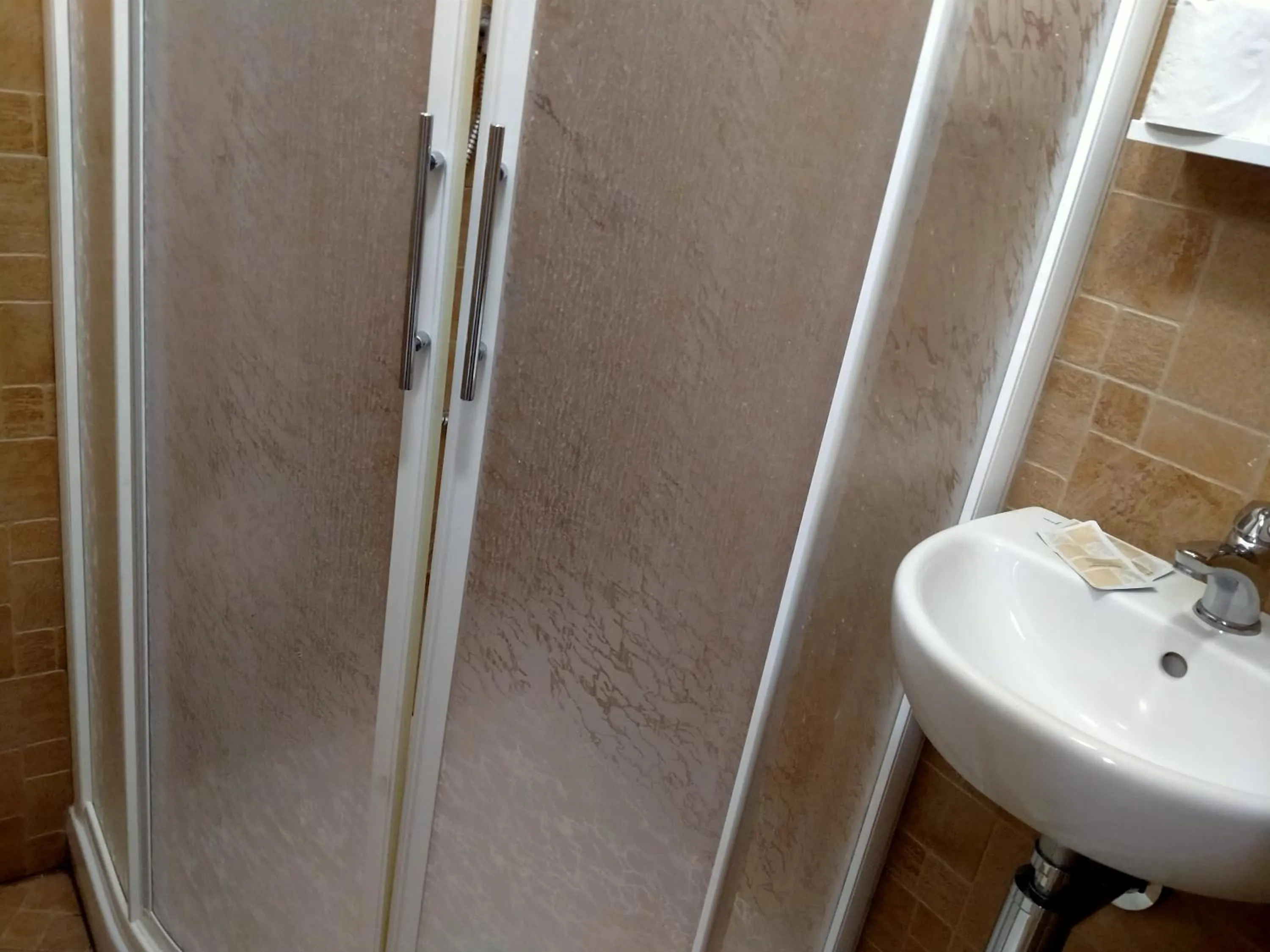 Shower in Hotel Ristorante Miramare