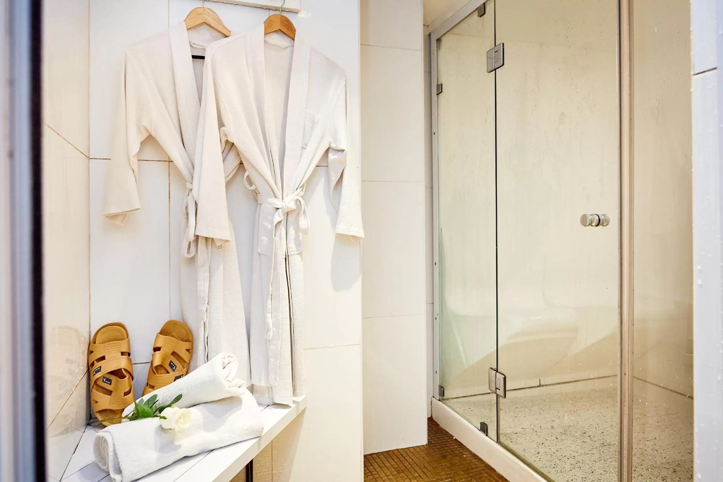 Public Bath in First Group The Palace All-Suite