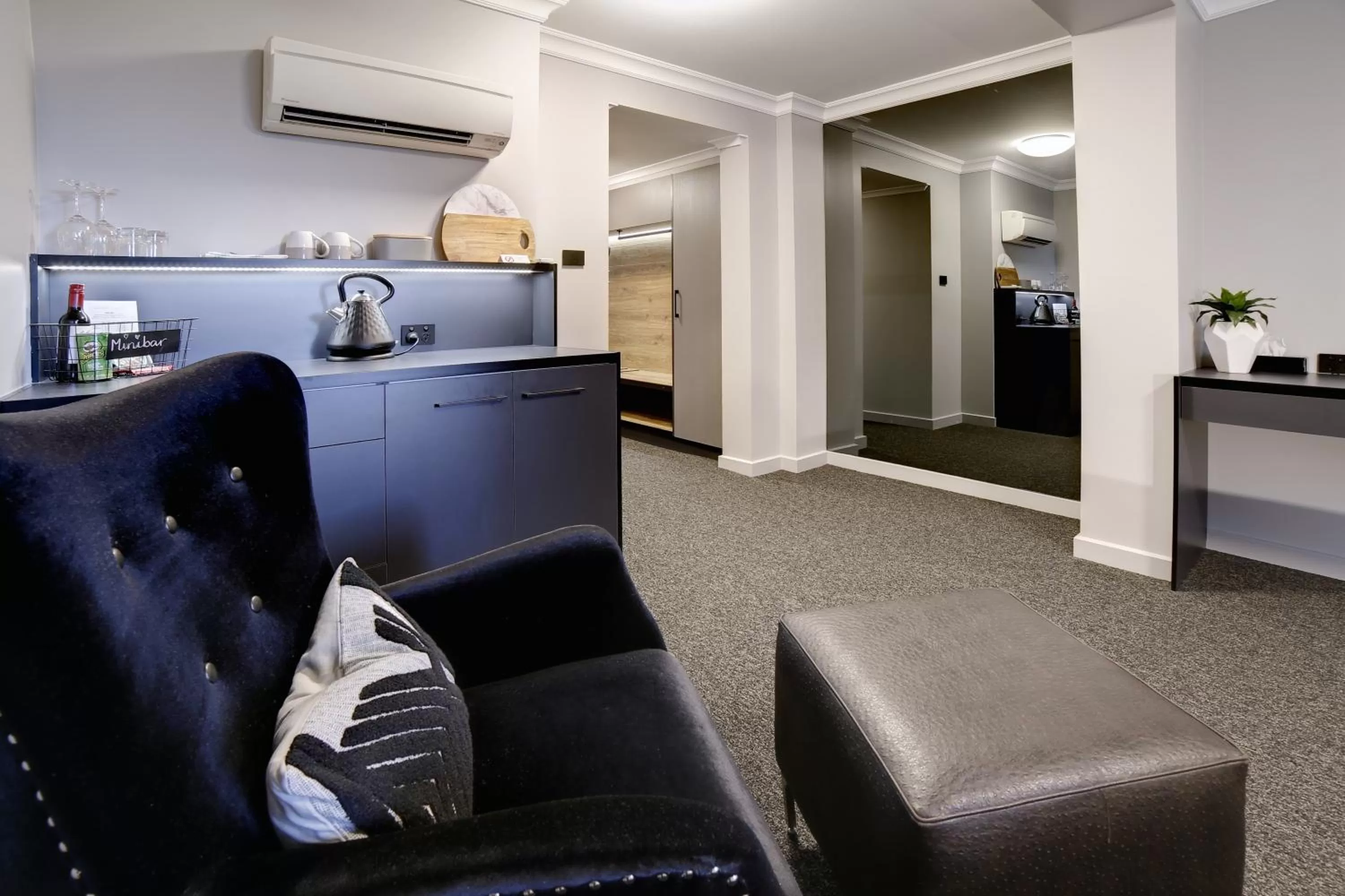 Decorative detail in Townhouse Hotel