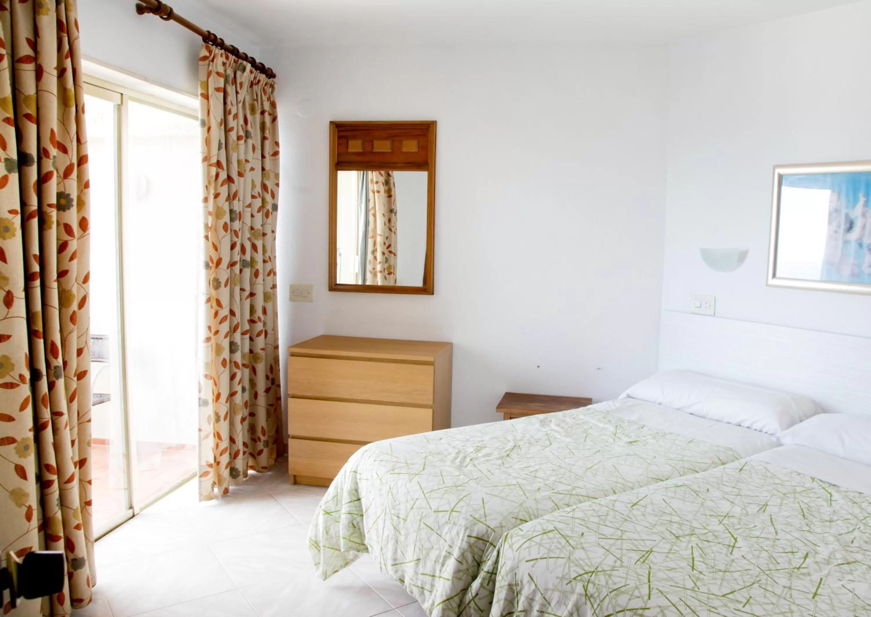 Apartment with Mountain View in Chinasol Playa