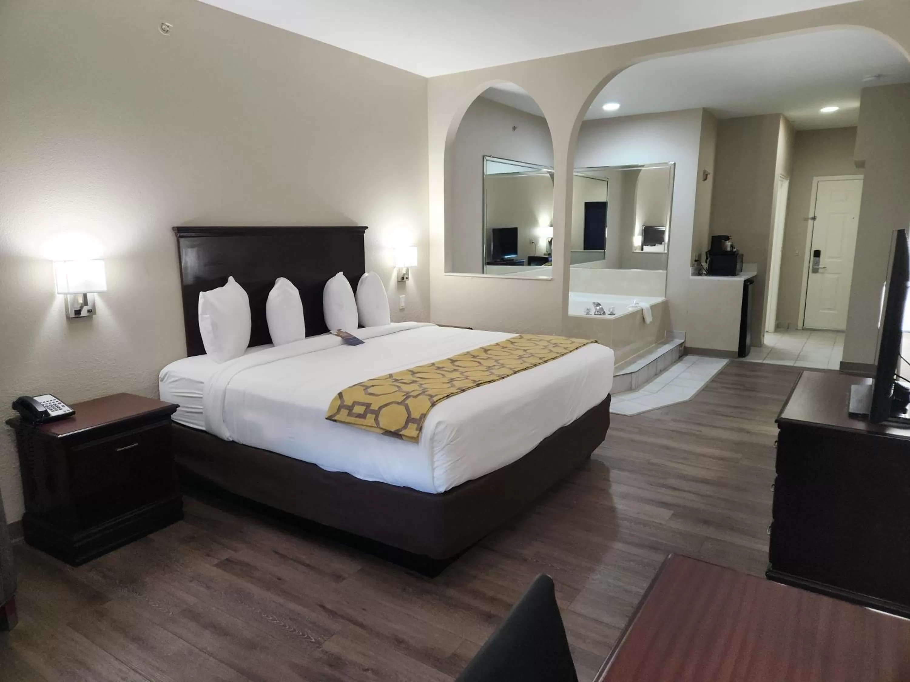 Bed in Baymont by Wyndham Houston Brookhollow