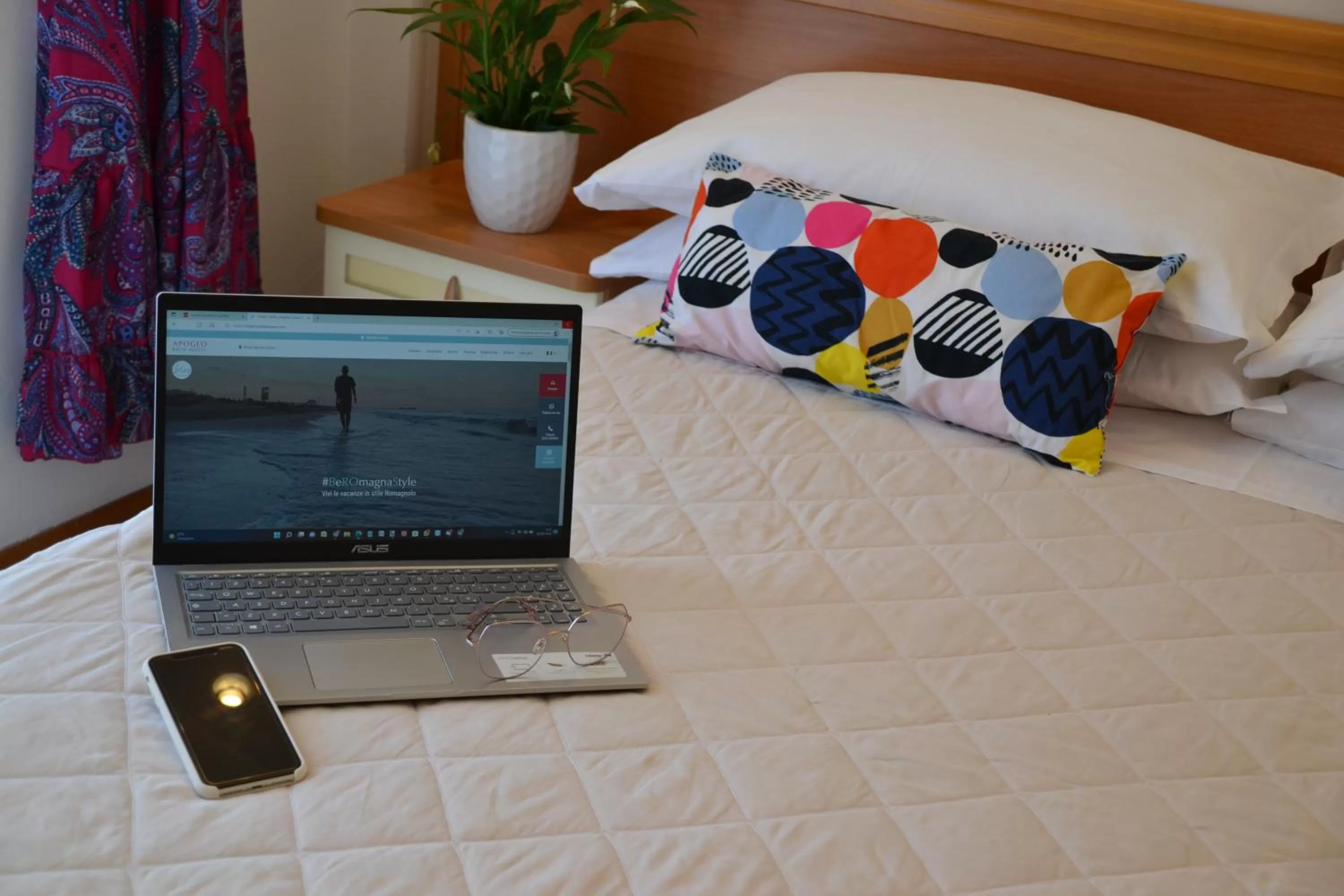 Photo of the whole room, Bed in Hotel Apogeo - Breakfast Experience